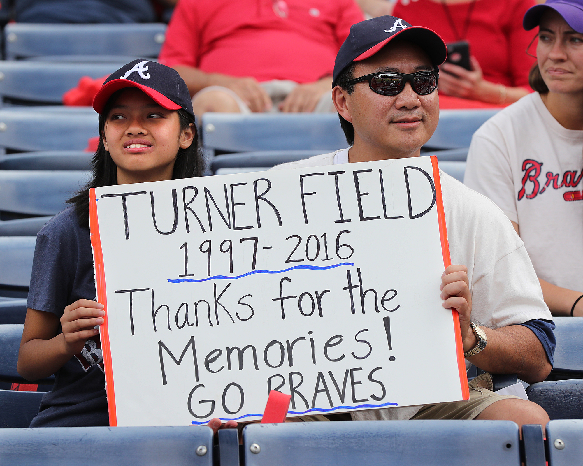 Atlanta Braves say farewell to Turner Field