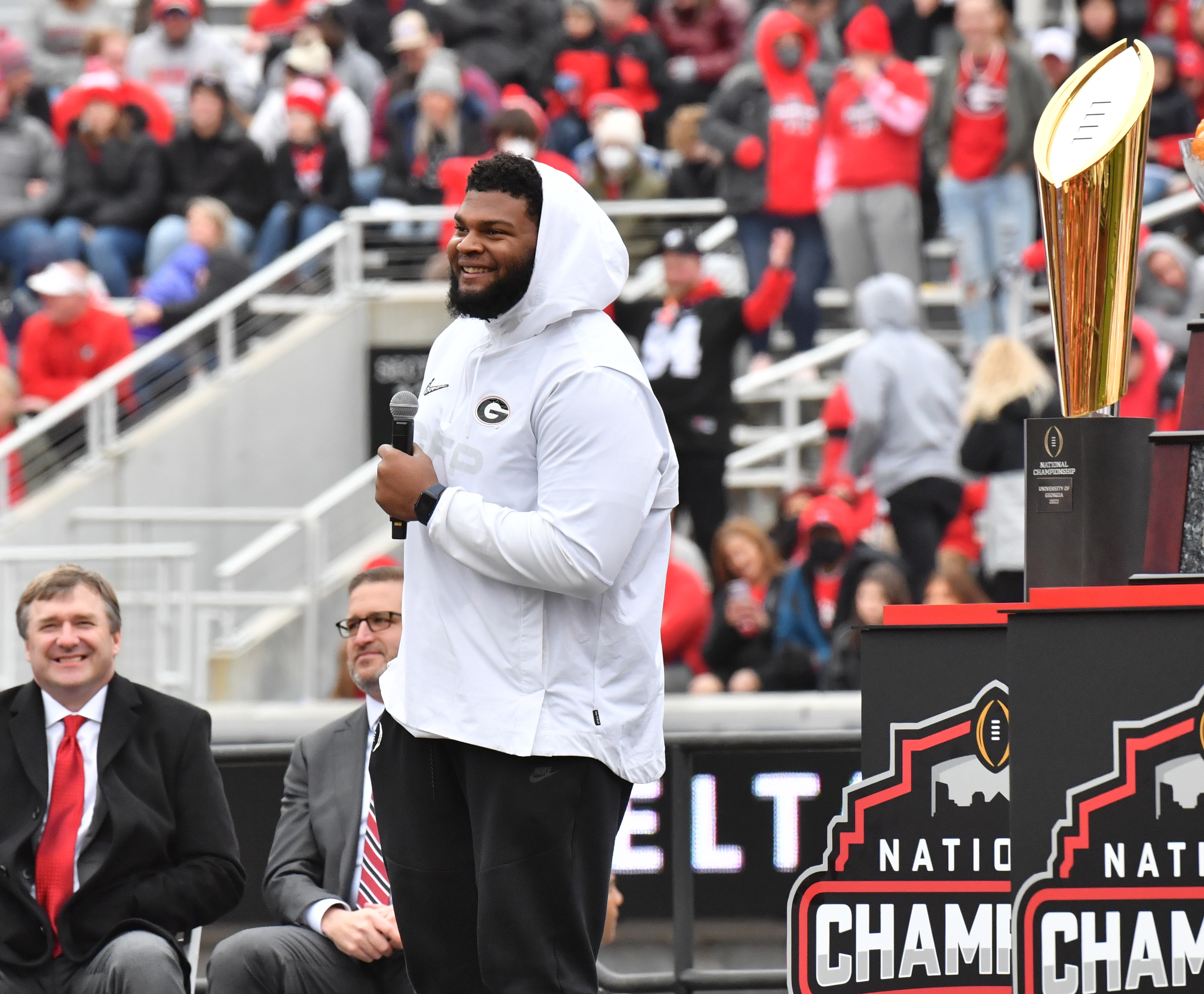 Los Angeles Chargers select Georgia offensive lineman Jamaree