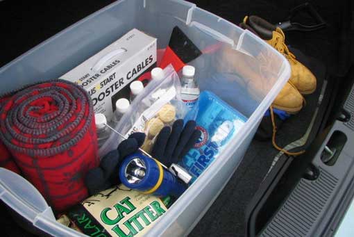 What to keep in your roadside car emergency kit