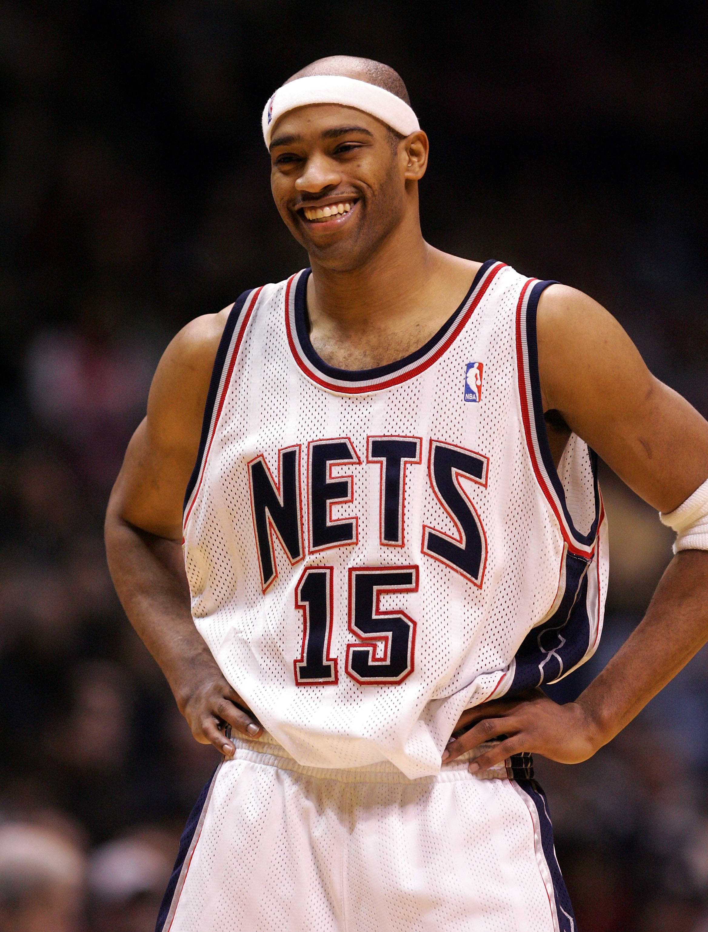 Vince Carter Didn't Realize He Jumped Clear Over 7-foot-2 Infamous Knicks  Bust Frédéric Weis During His Iconic 'Dunk of Death' Until He Encountered a  Fan After the Game