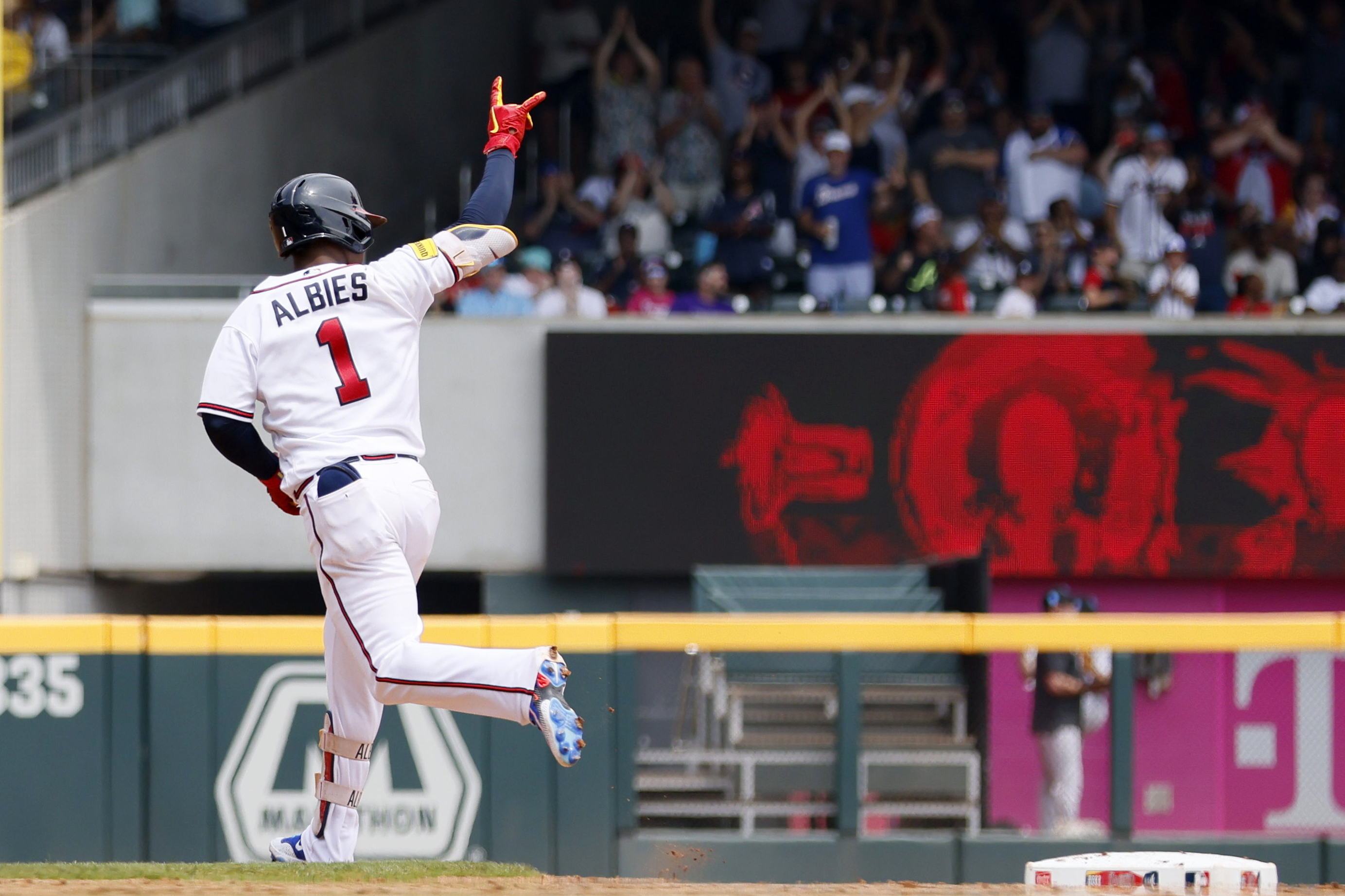 Braves score 4 in 11th, top Rockies 6-2, spoil uniform debut - The San  Diego Union-Tribune