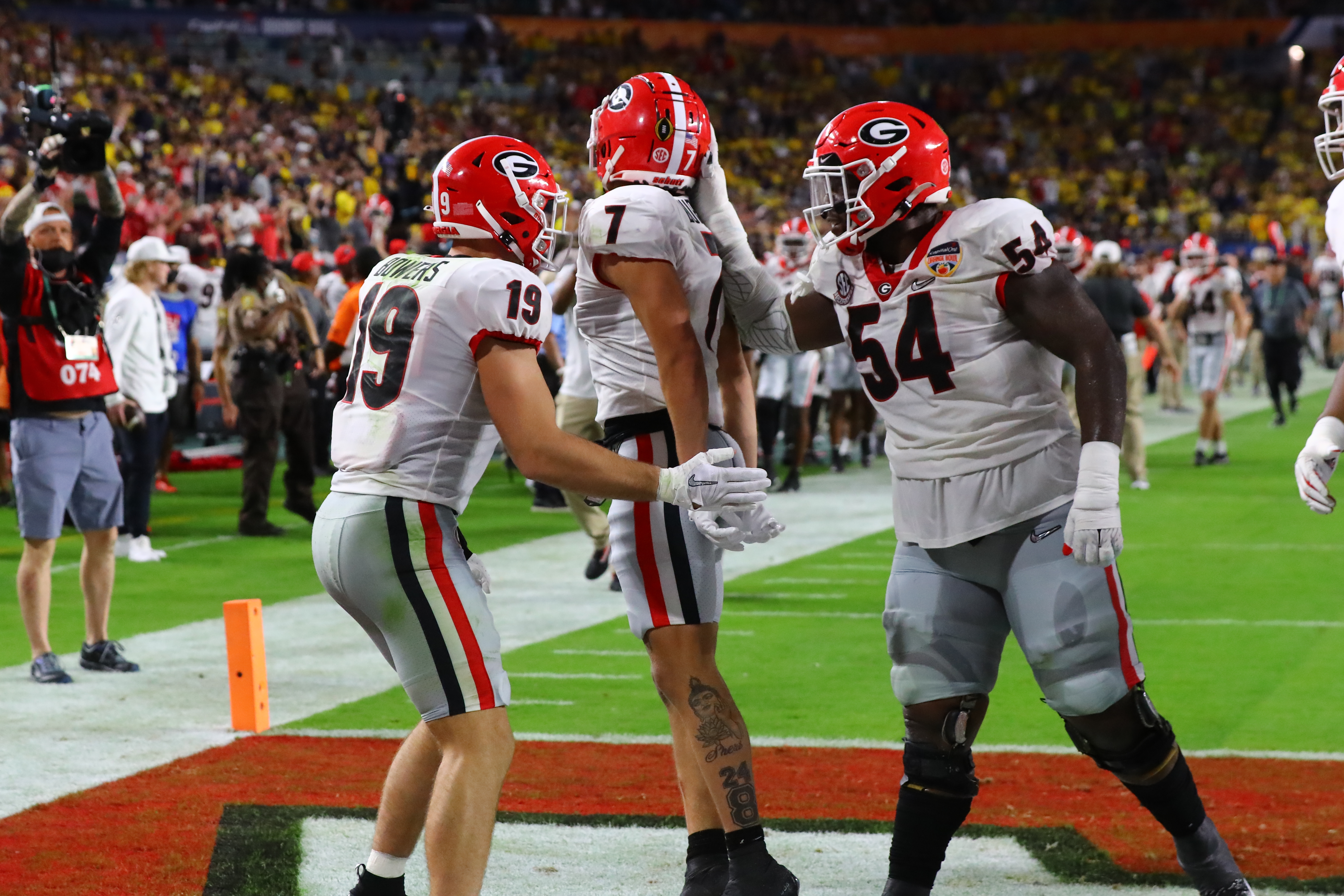 Georgia Bulldogs OL Justin Shaffer Drafted No. 190 Overall by