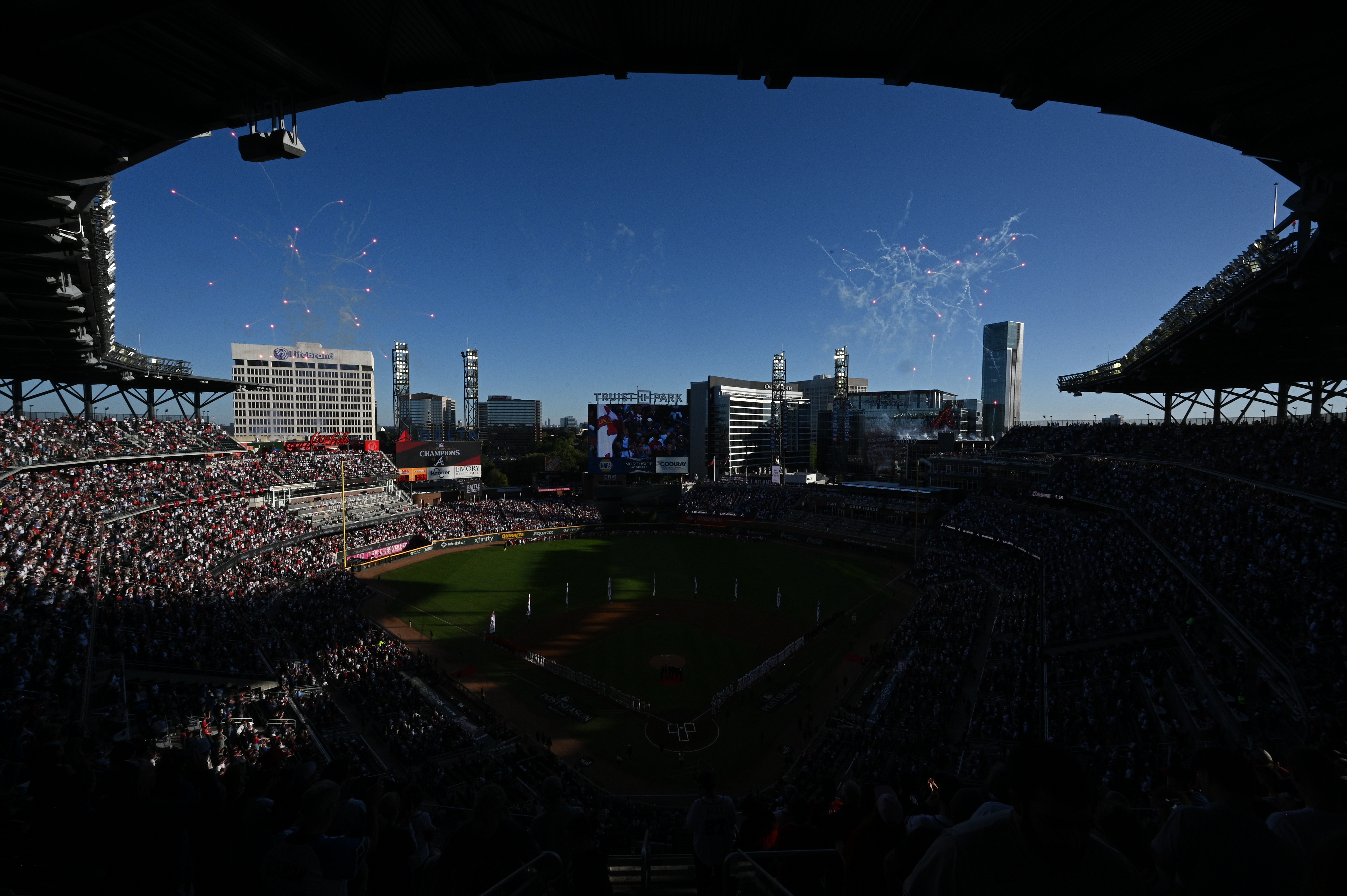 Nick Swisher cut by Braves despite being owed $15 million