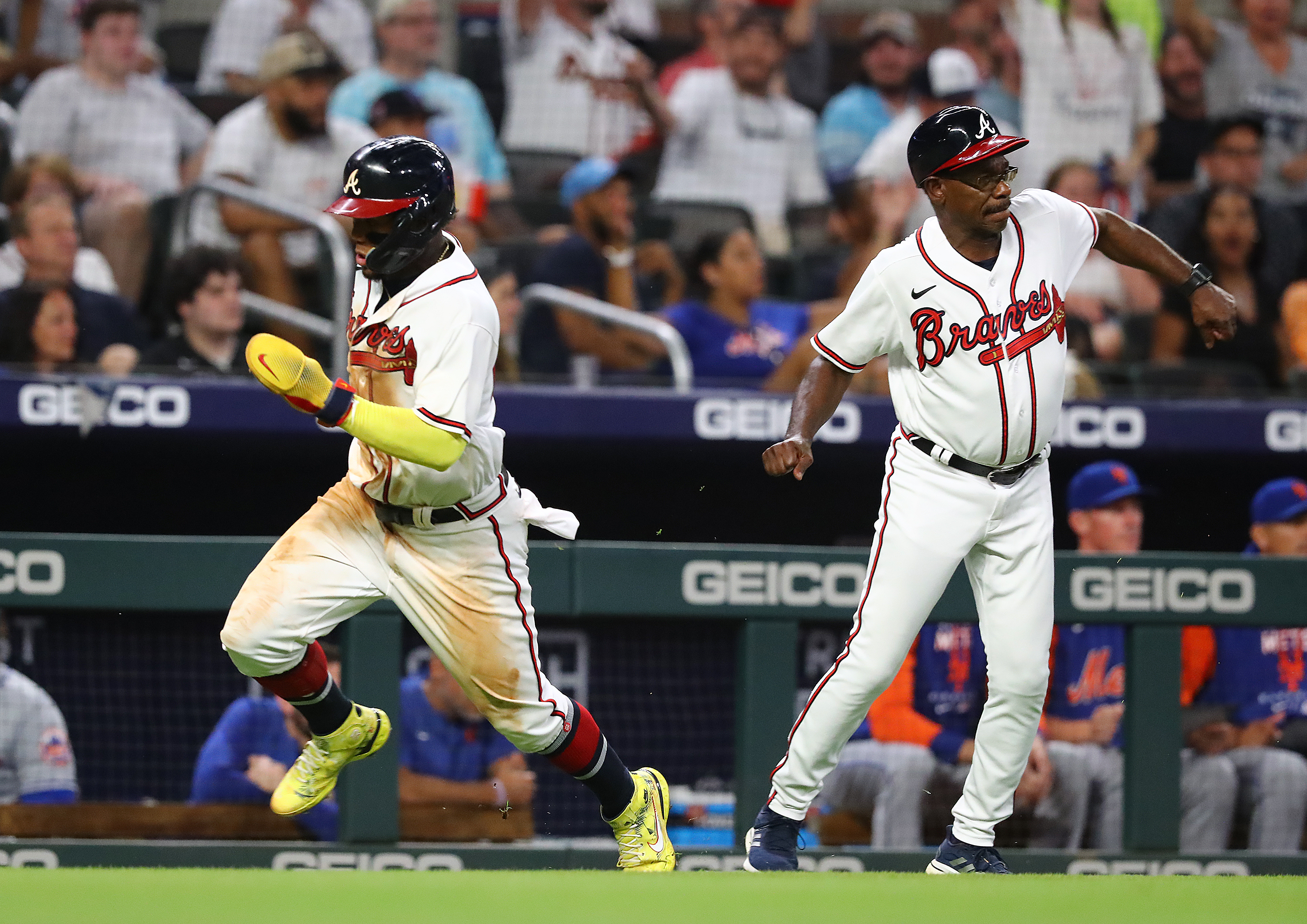 Braves Nation: The ageless Charlie Morton does it again