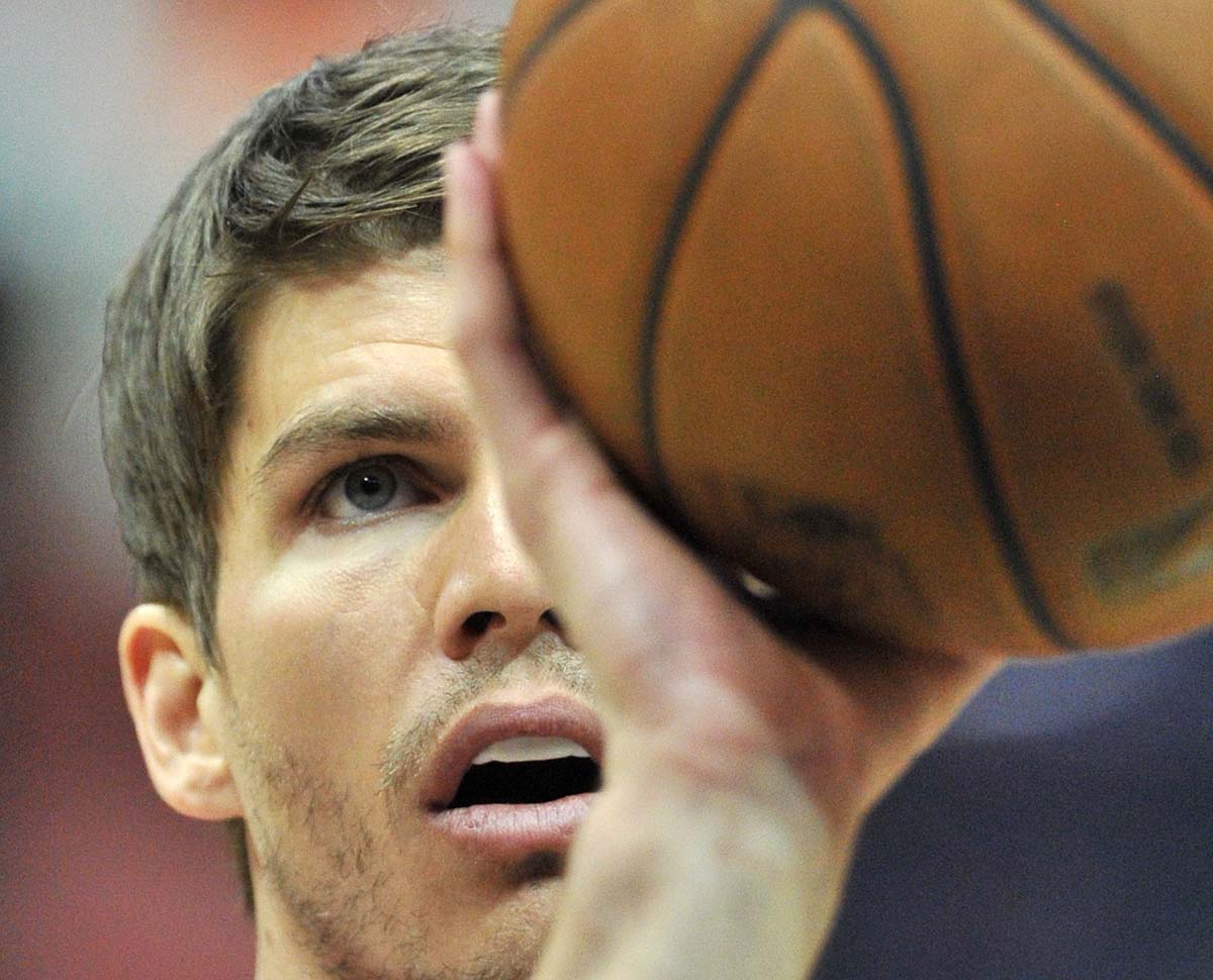 Trading for Kyle Korver would push Sixers to another level offensively