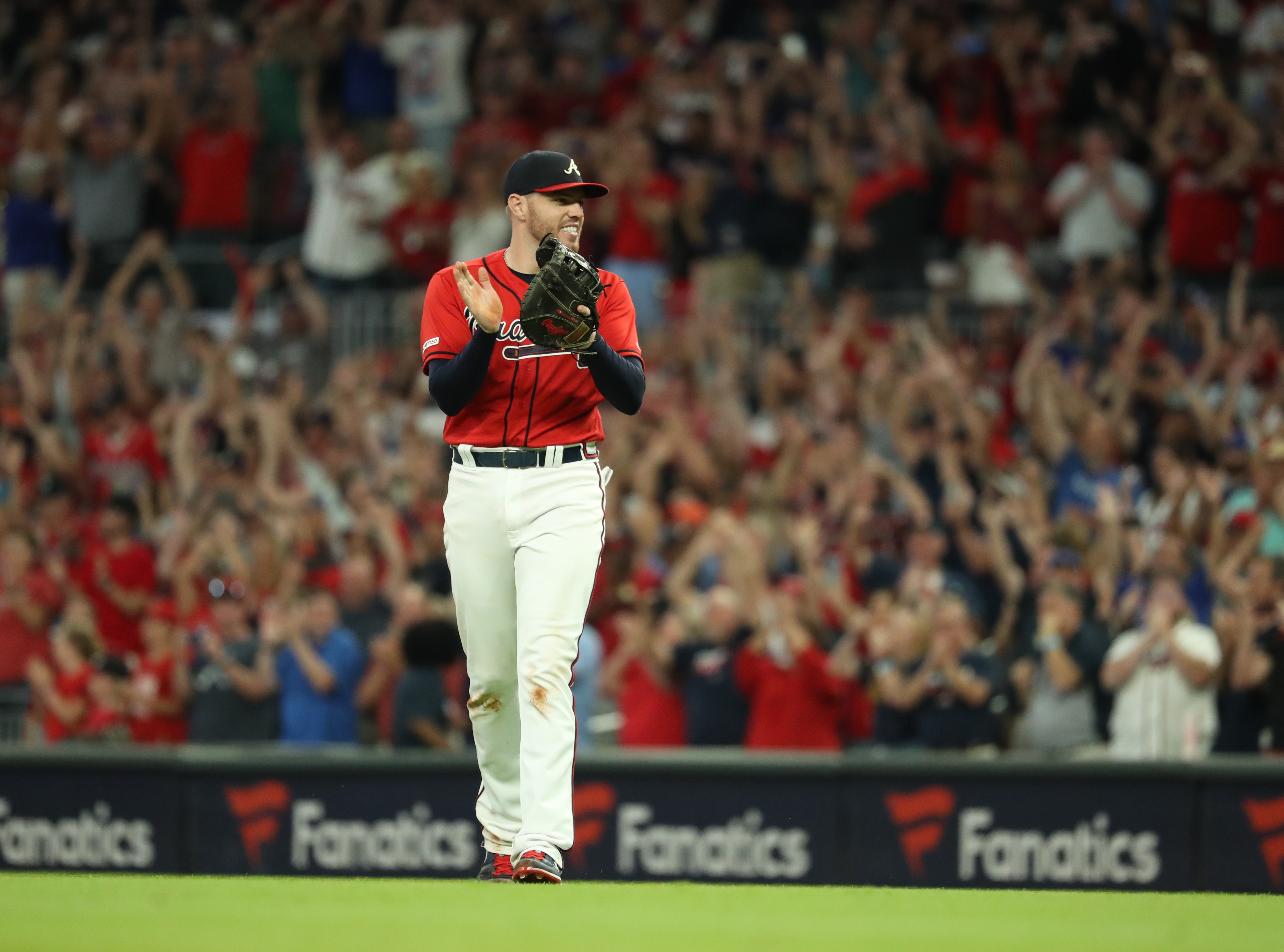 A new streak begins: Braves win second consecutive NL East title