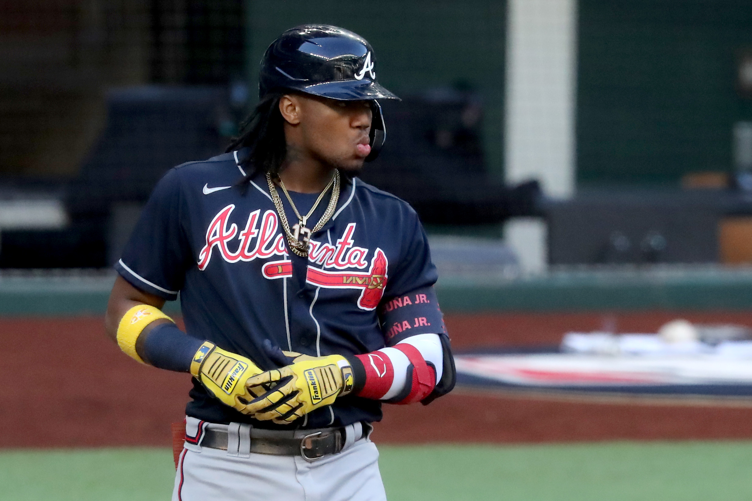 5 things Braves: Long-term deals