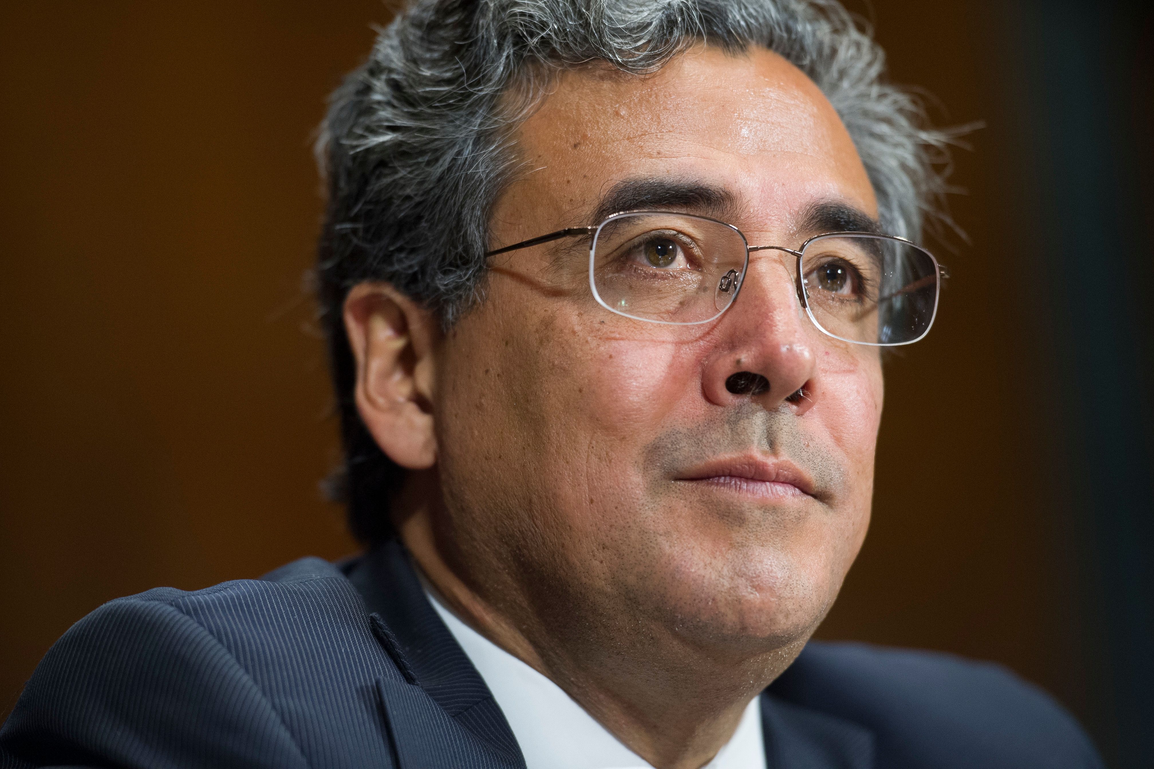 Solicitor General Noel Francisco argued on Tuesday that Congress, not the courts, should decide whether gays and lesbians are proetcted by workplace anti-discrimination statutes.