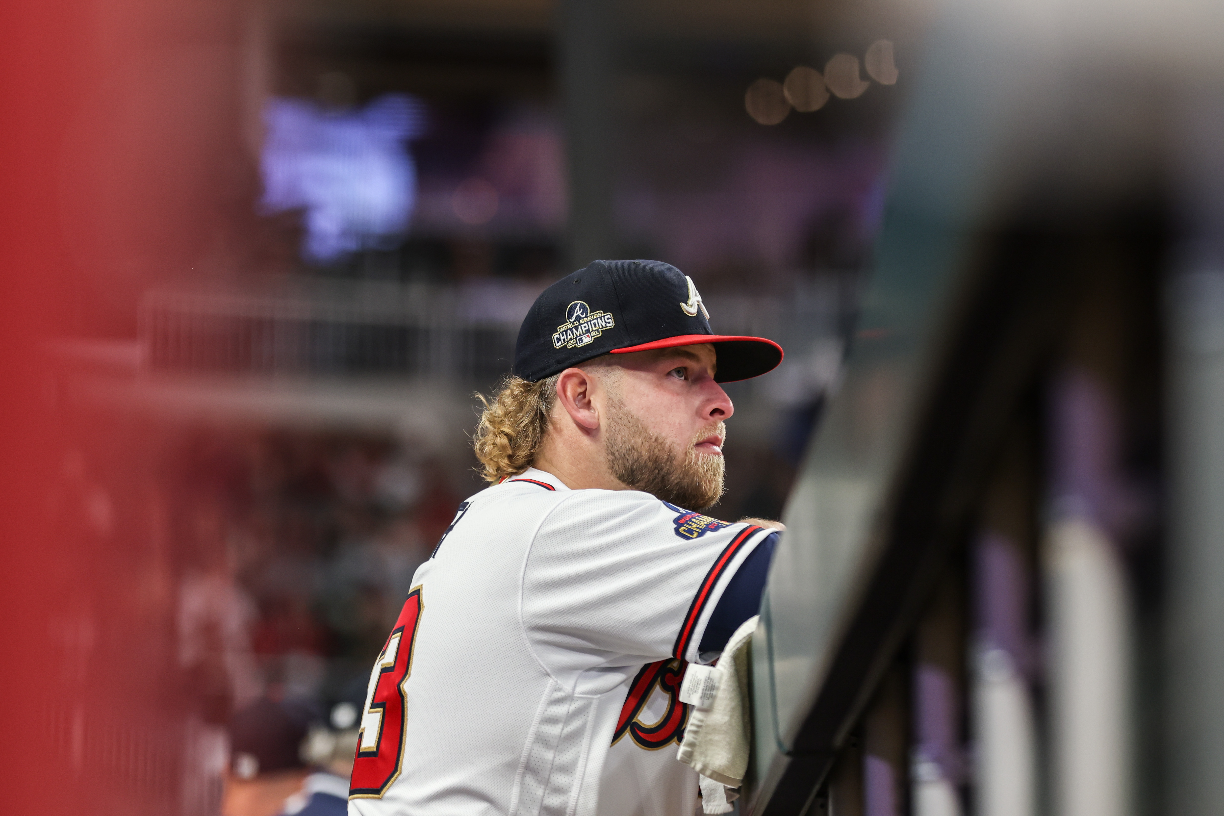 A.J. Minter finally trusting his stuff, seeing results with Braves