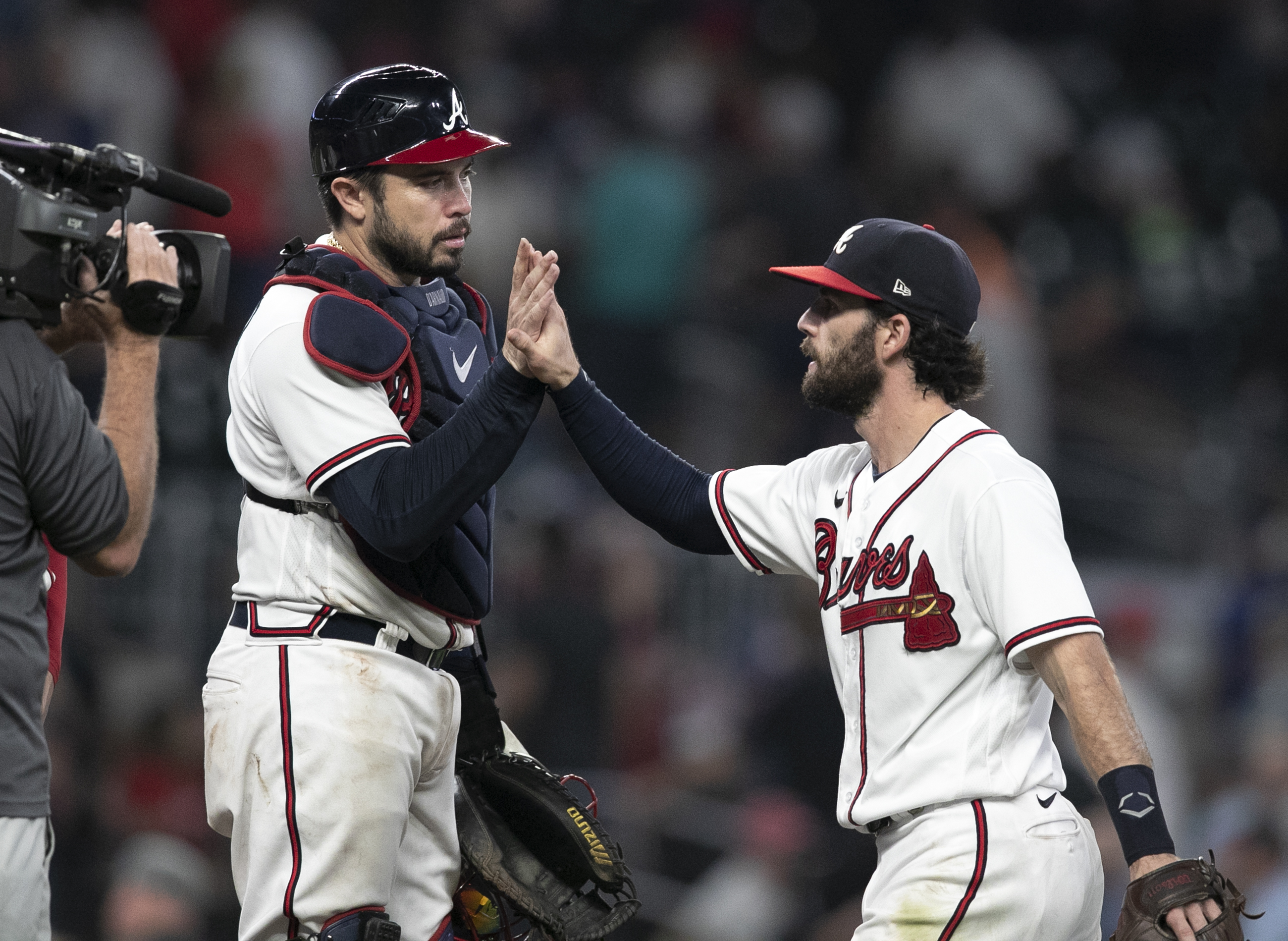 Atlanta Braves officially reveal uniform tweaks for 2019 and beyond -  Battery Power