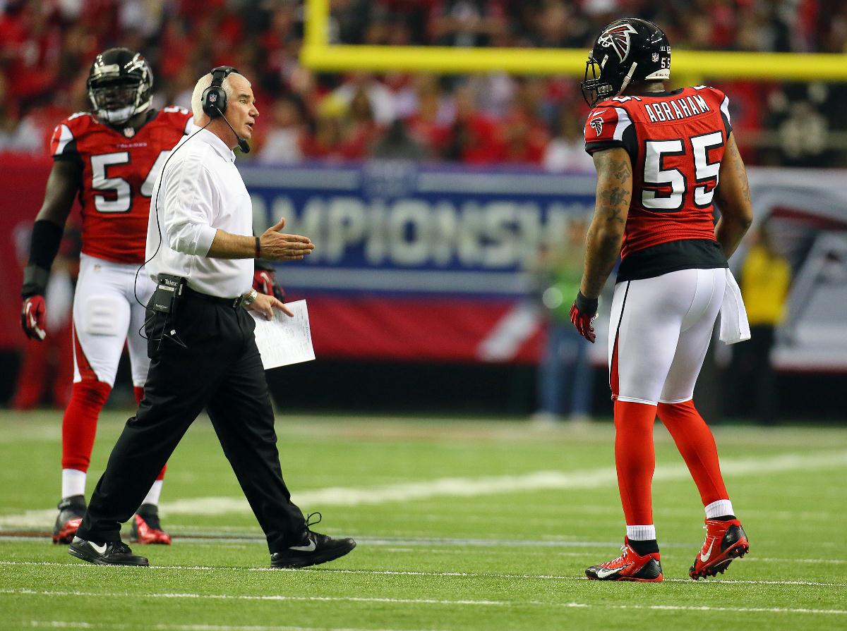 Falcons cut Michael Turner, Dunta Robinson, John Abraham