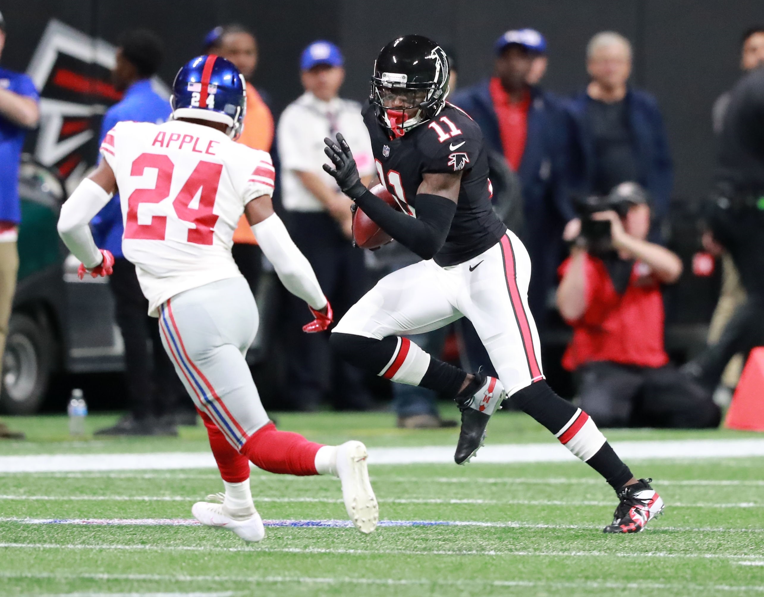 Falcons beat Giants behind 56-yard FG by Tavecchio