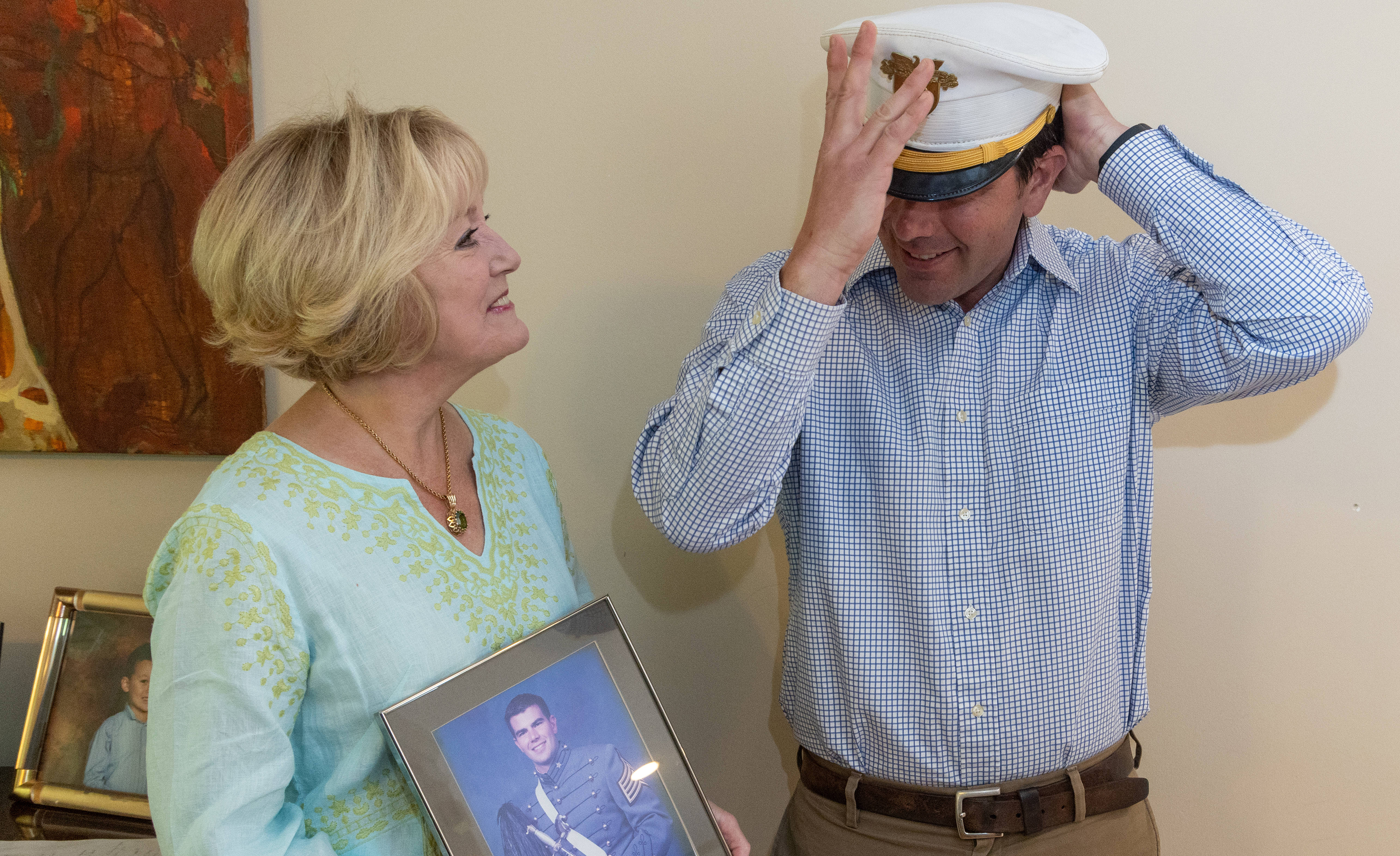 West Point grad's hat returned to him in Atlanta nearly 20 years later;  read the backstory