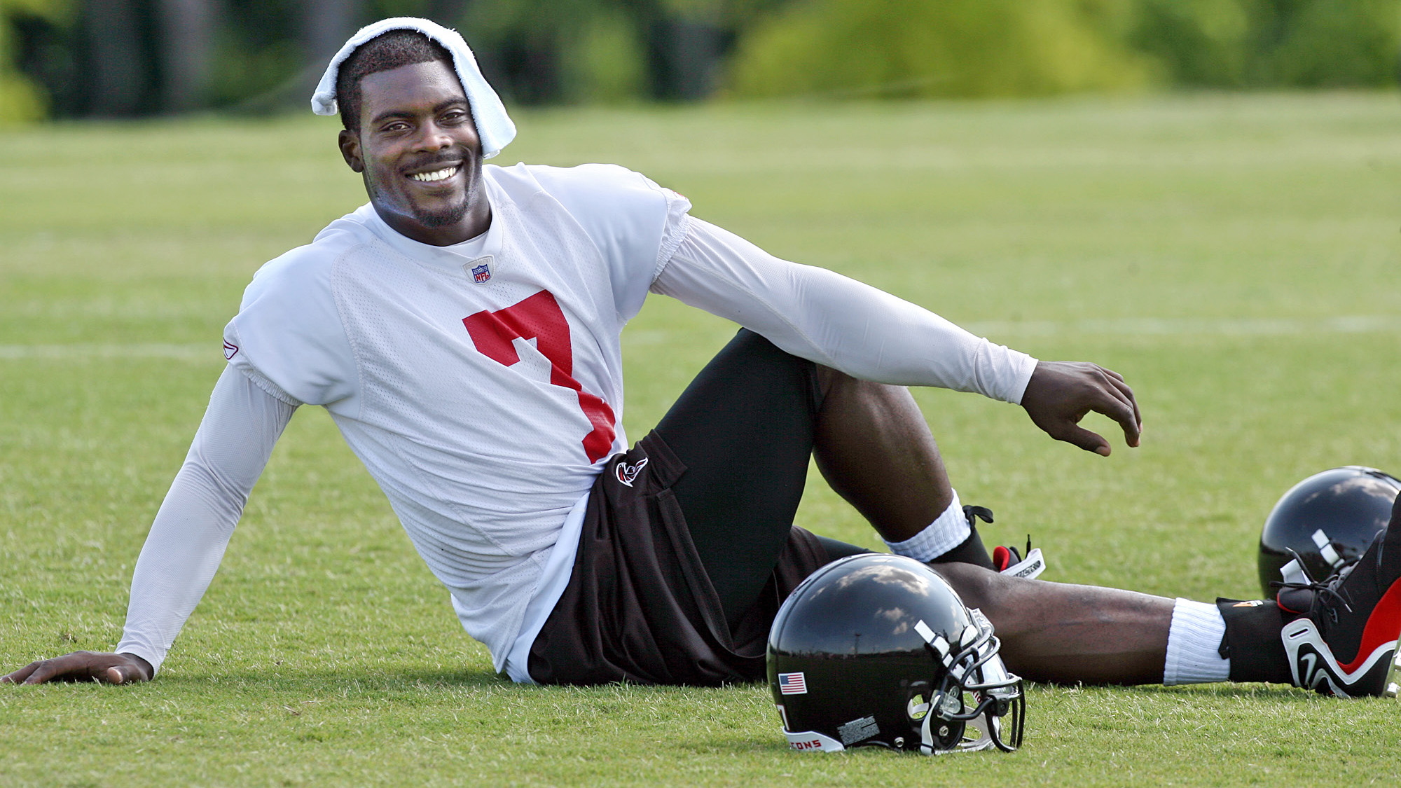 NFL on FOX - Happy birthday to our very own, Mike Vick! (Atlanta