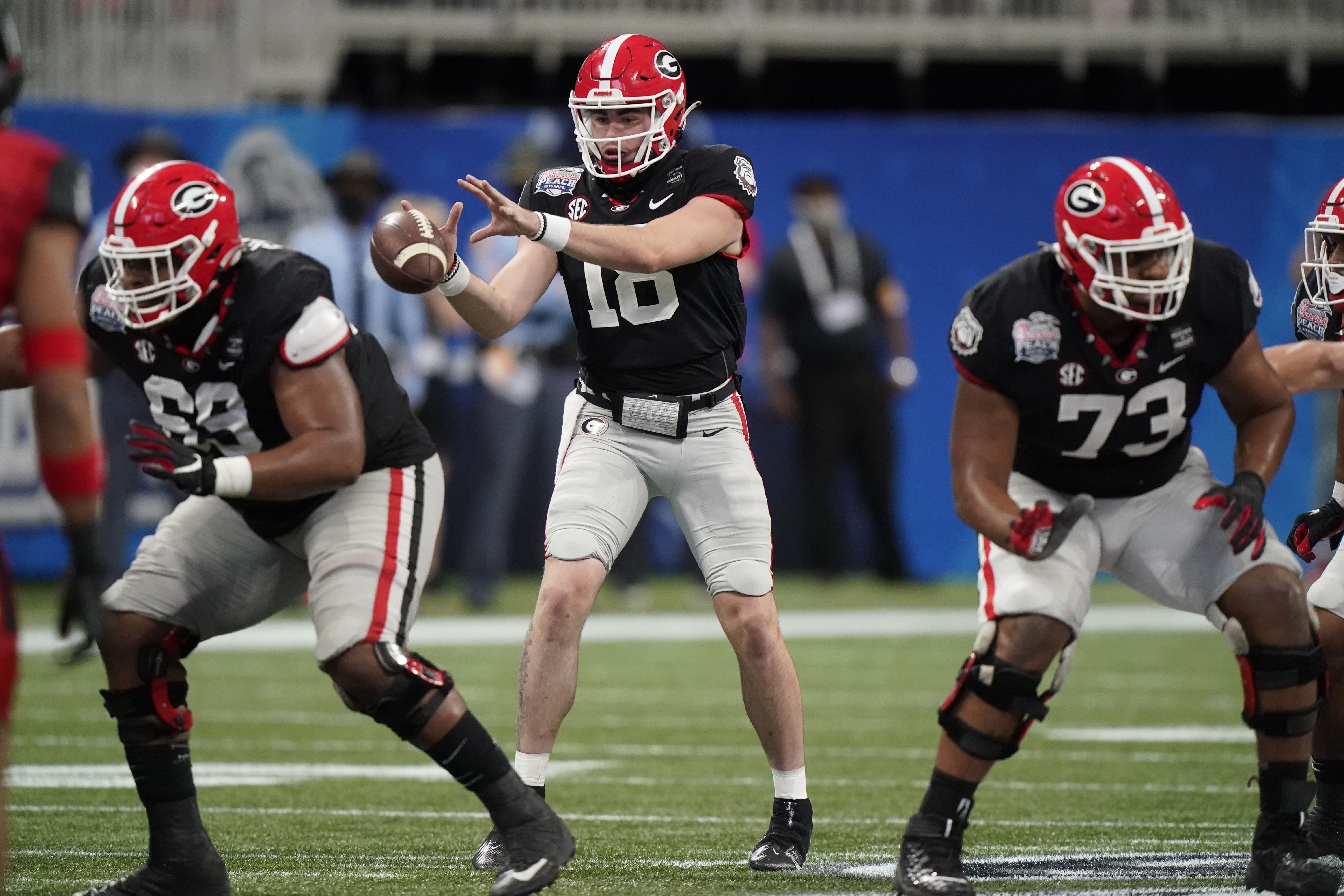 Georgia football sees epic guest star in the Dawg Walk