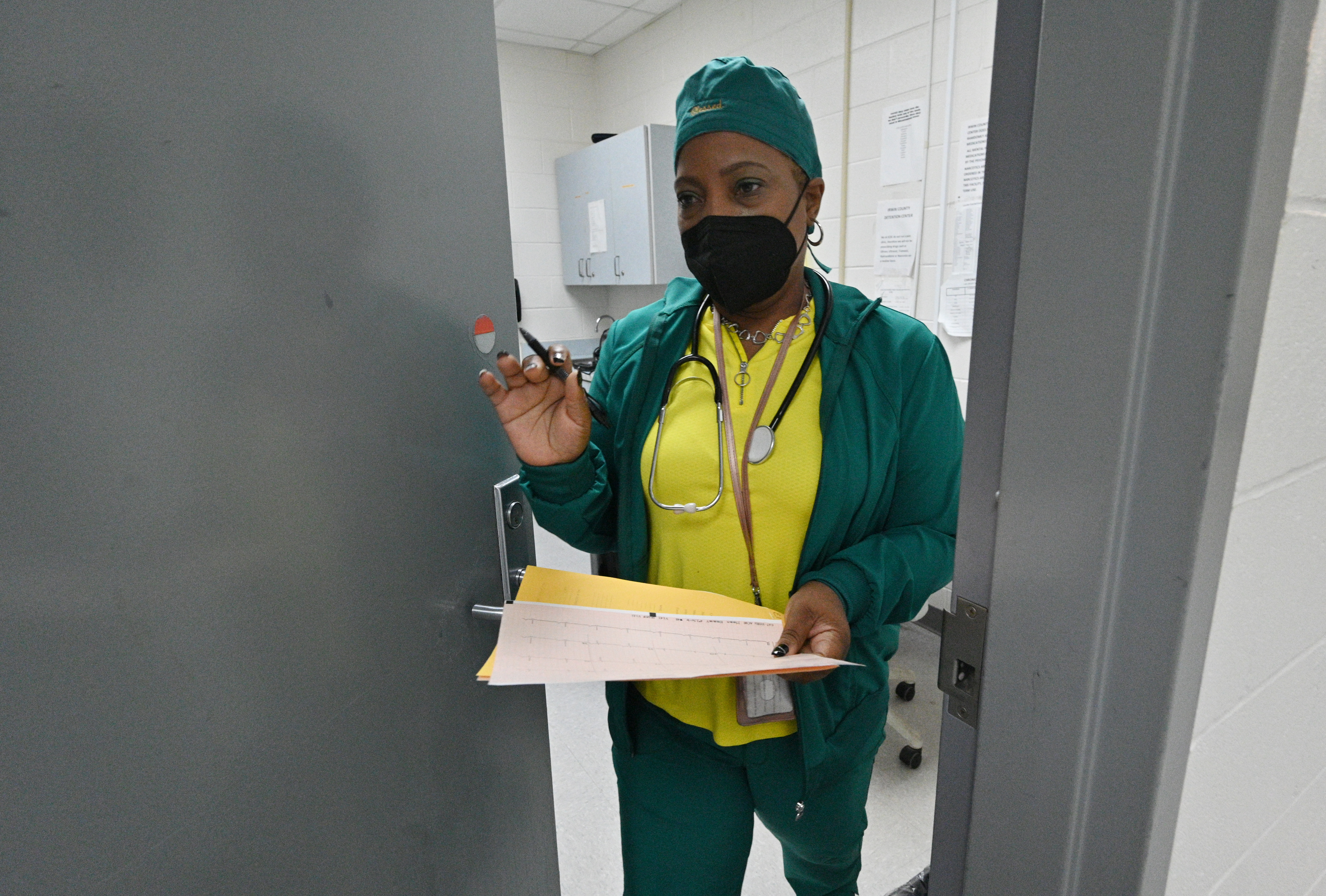 Sebrina Taylor, a nurse practitioner who cares for detainees inside the jail, said: “I would not stay in an environment that would be inhumane."
(Hyosub Shin / Hyosub.Shin@ajc.com)