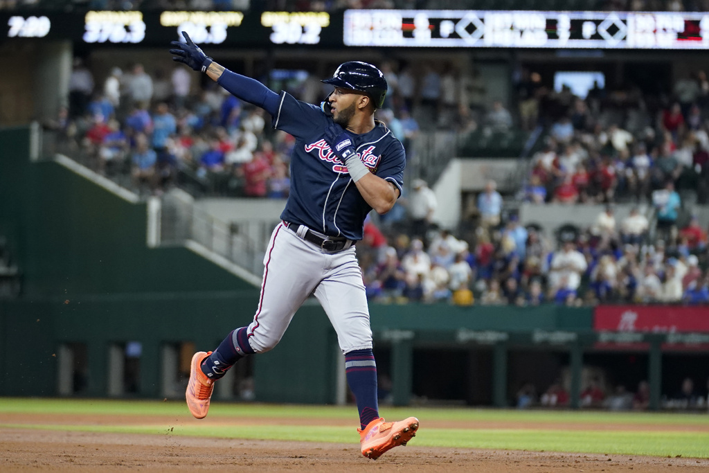 Braves keep surging behind comeback wins, cite clubhouse chemistry