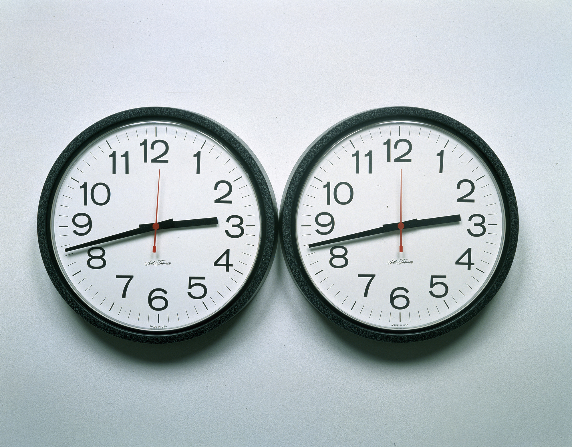 Felix Gonzalez-Torres' "Perfect Lovers," (1987-1990).
Courtesy of High Museum of Art/Dallas Museum of Art, fractional gift of The Rachofsky Collection. Copyright Felix Gonzalez-Torres