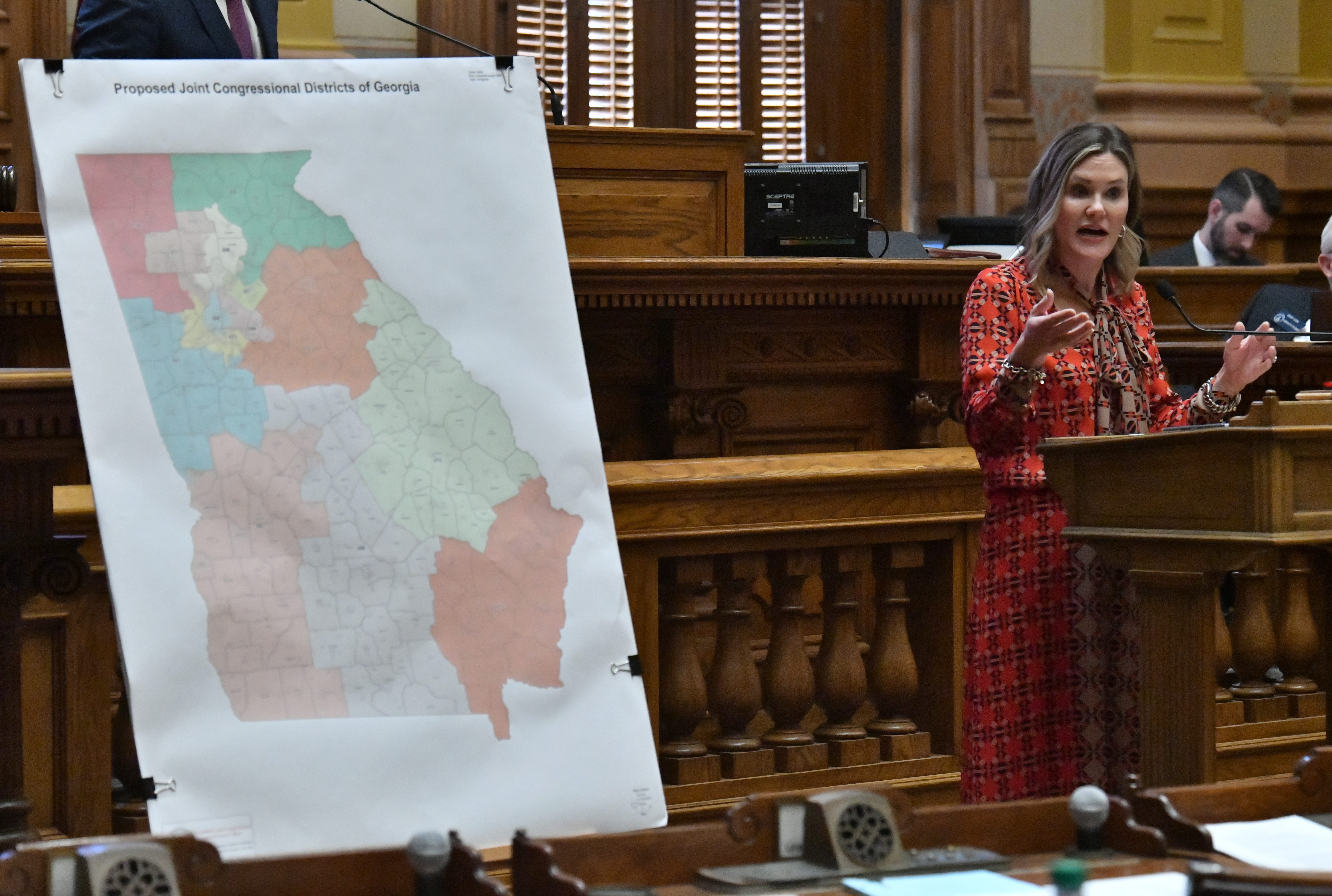 November 19, 2021 Atlanta - Sen. Elena Parent (D-Atlanta) speaks in opposition of SB 2 EX, newly-drawn congressional maps, in the Senate Chambers during a special session at the Georgia State Capitol in Atlanta on Friday, November 19, 2021. (Hyosub Shin / Hyosub.Shin@ajc.com)
