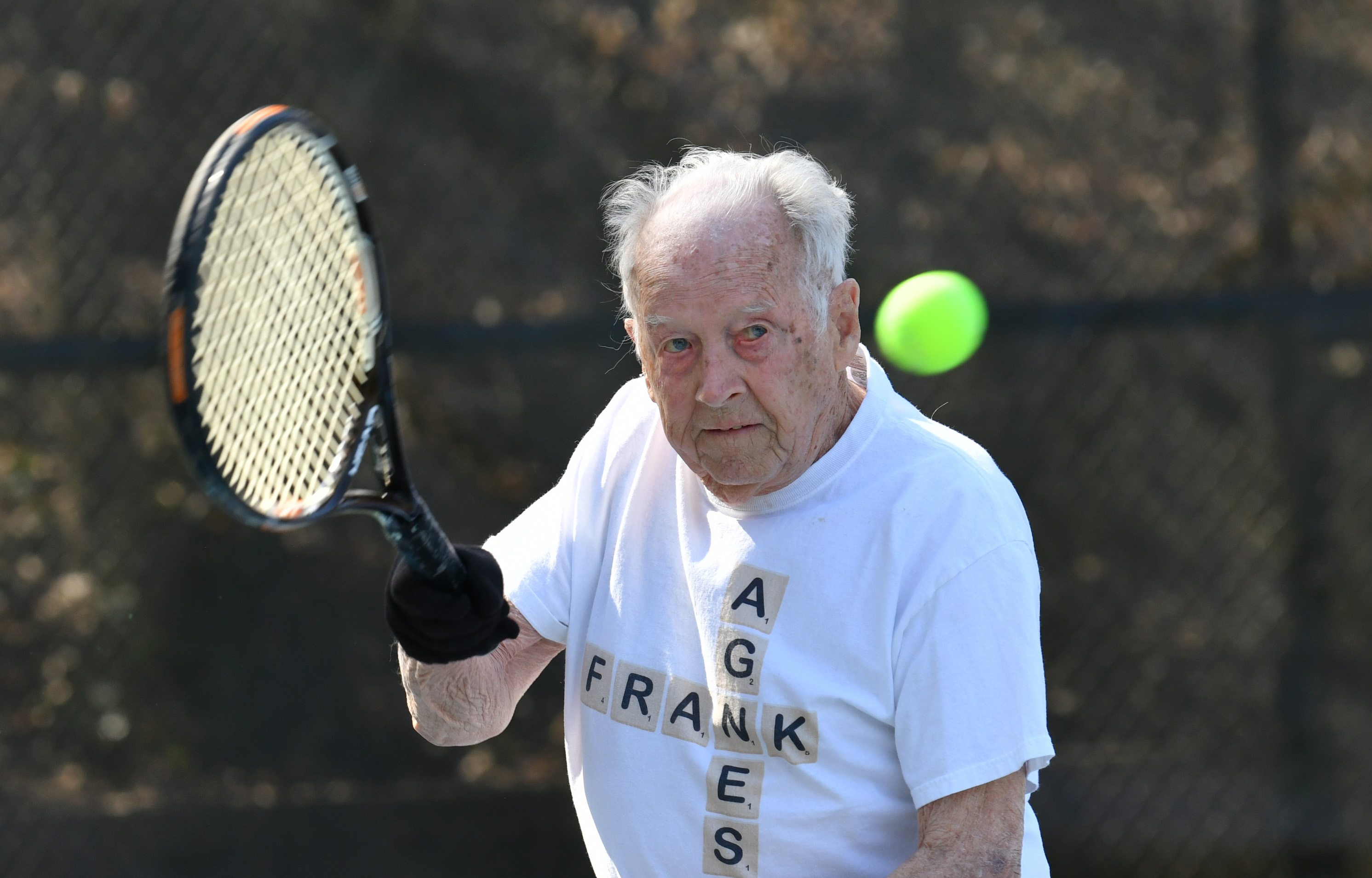 Frank Stovall celebrates his 100th birthday with some singles tennis