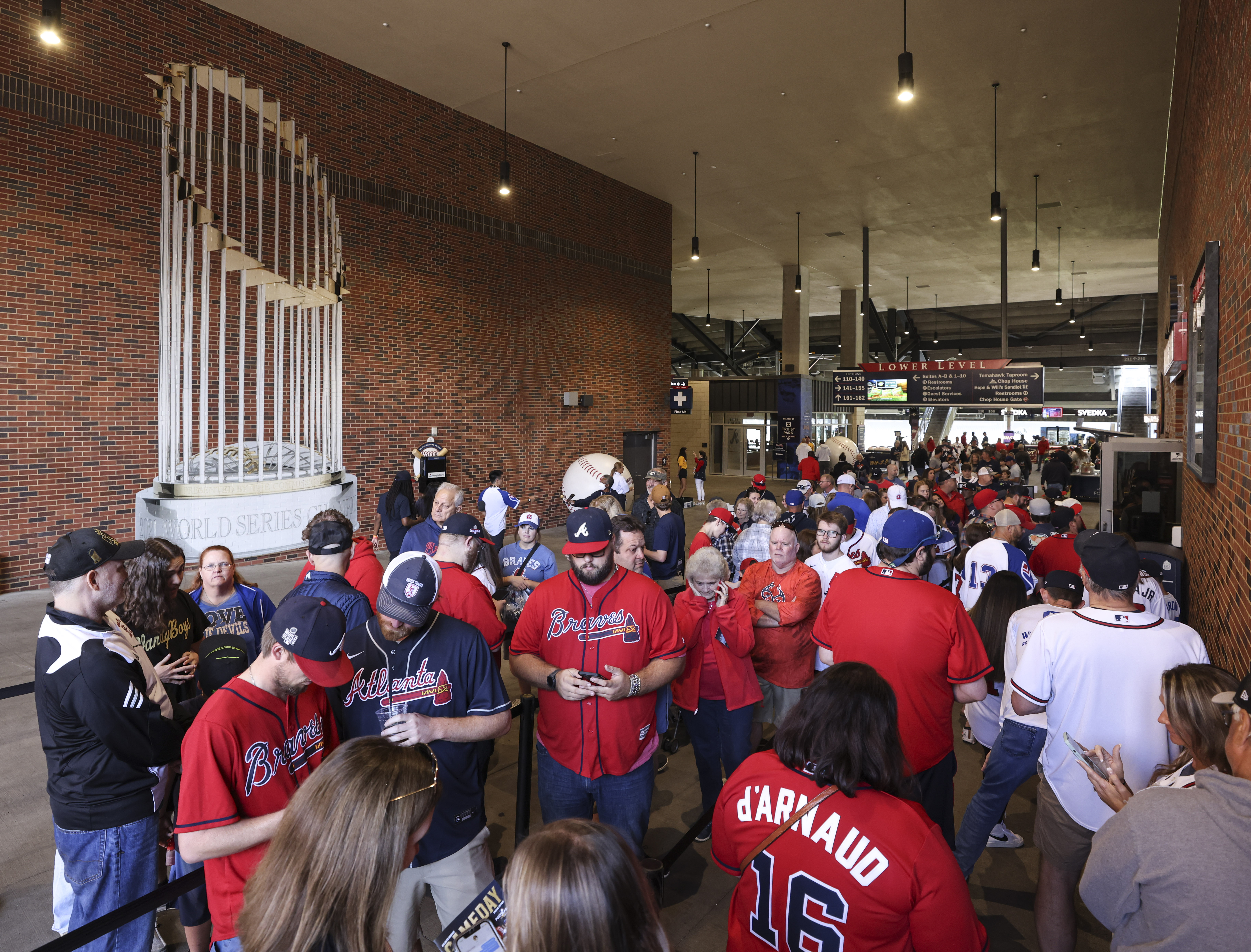 Mark Bradley: The Braves lose Game 1. Time to fret? Nope