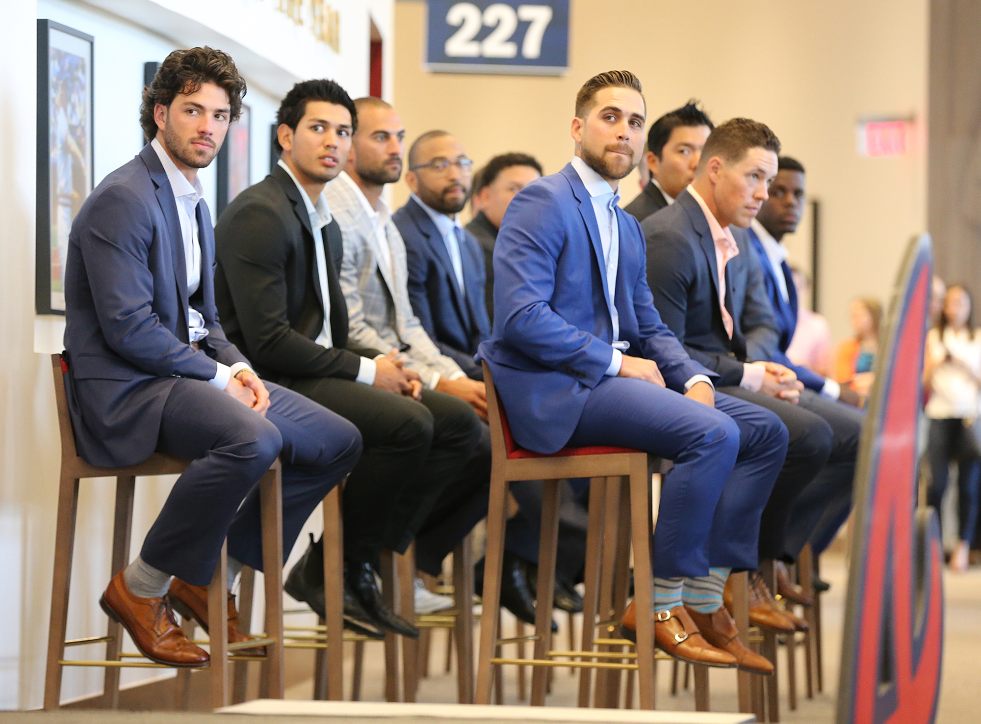 Pin by 🌺Christina🌺 on *Atlanta Braves*  Dansby swanson, Mens fashion  suits, Suit style