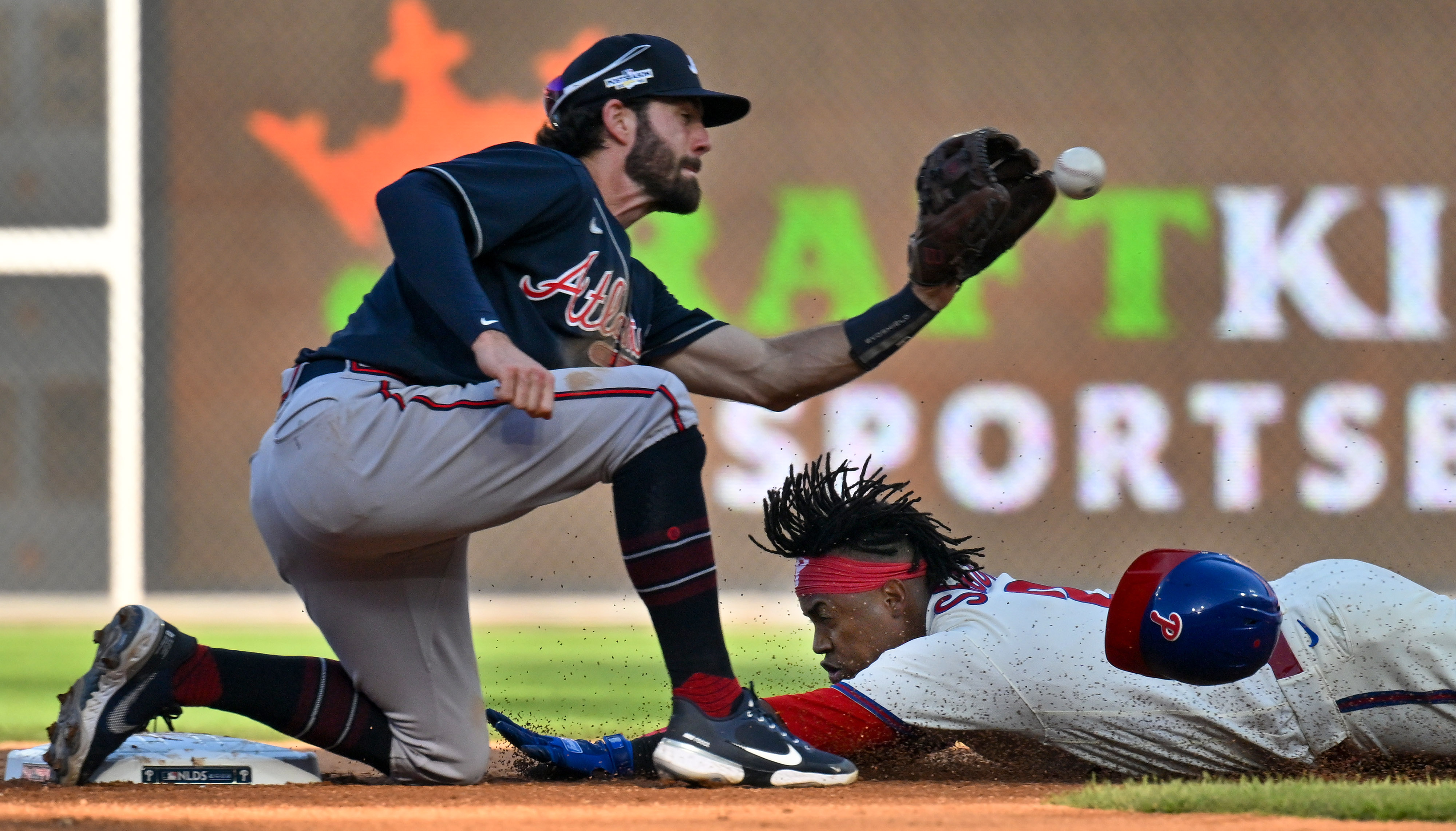 Braves News: Dansby is changing numbers - Battery Power
