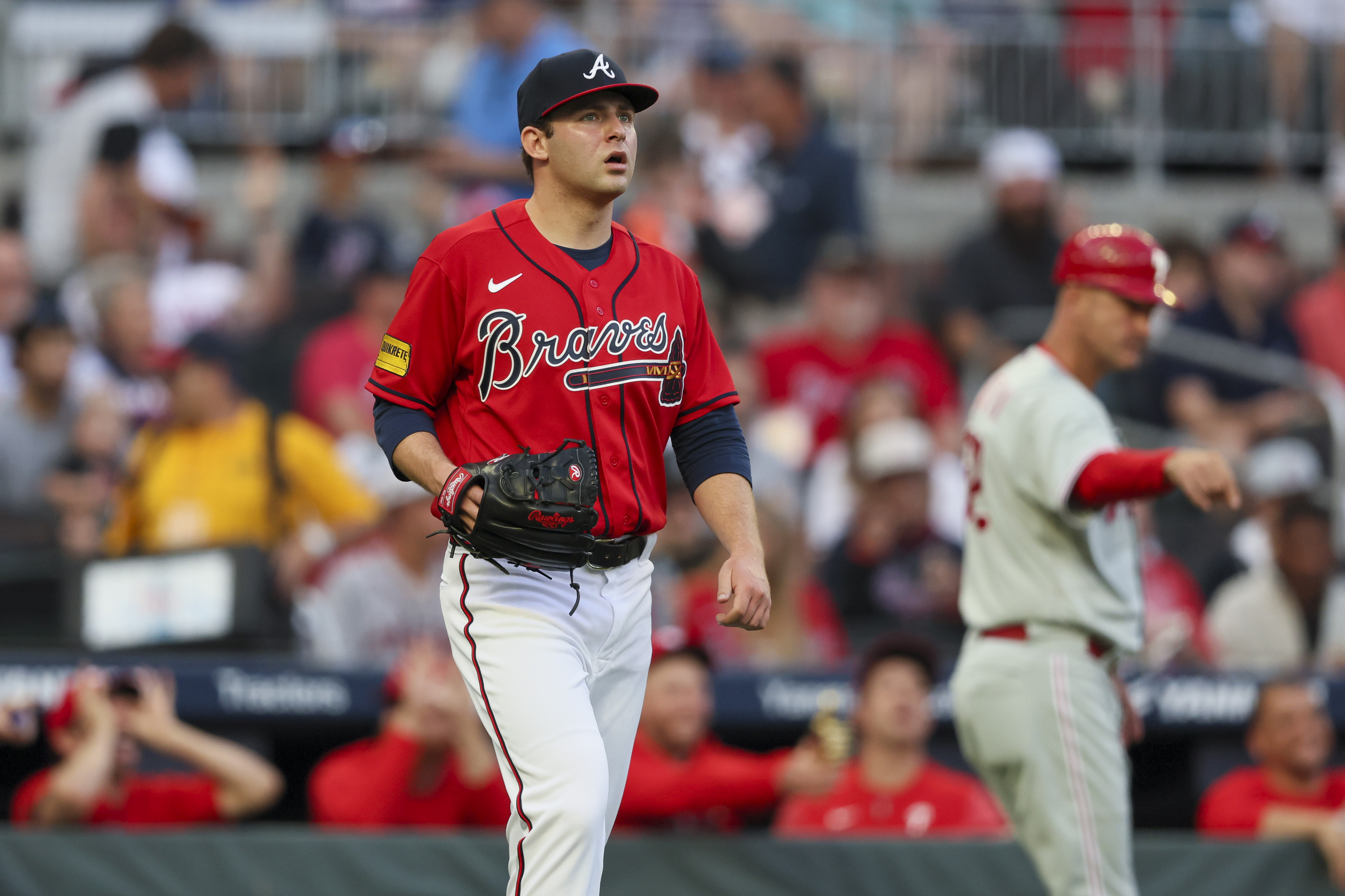 Craig Kimbrel logs 400th save as Phils beat Braves