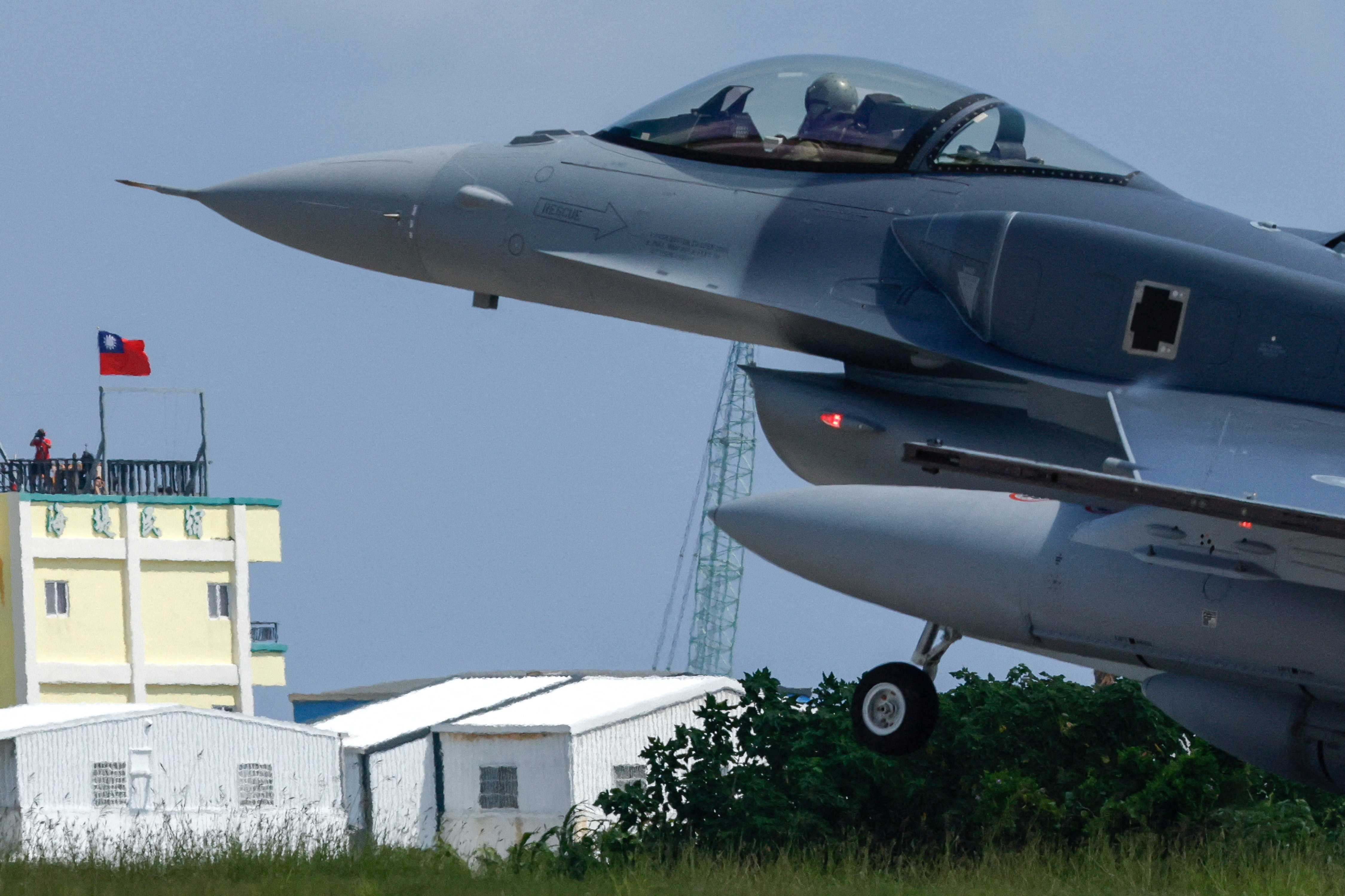 Taiwan’s first two F-16V fighter jets arrive to bolster defenses against China