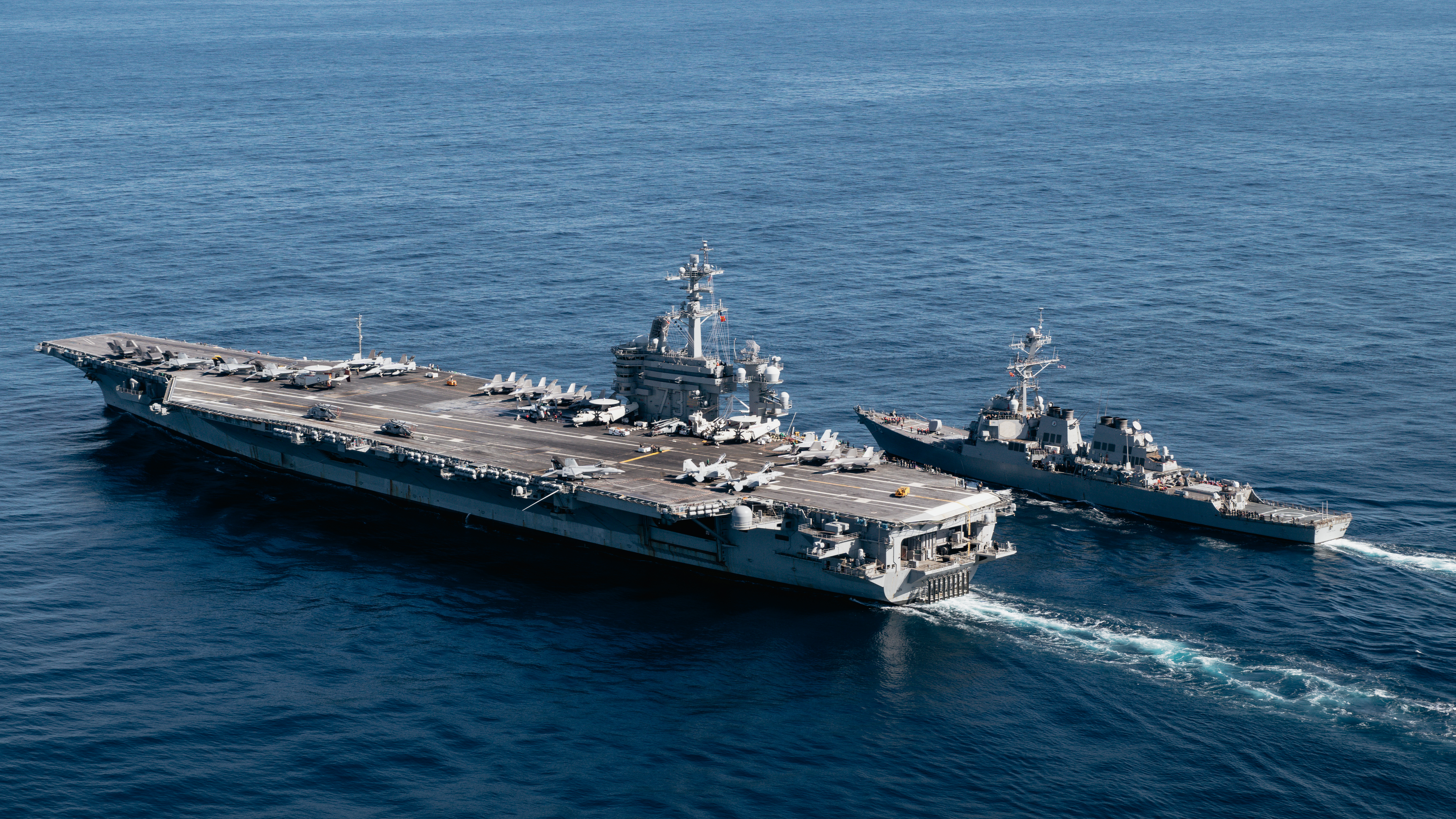 【希少】USS e Washington こけし ジョージ・ワシントン USS George Washington to deploy to South America