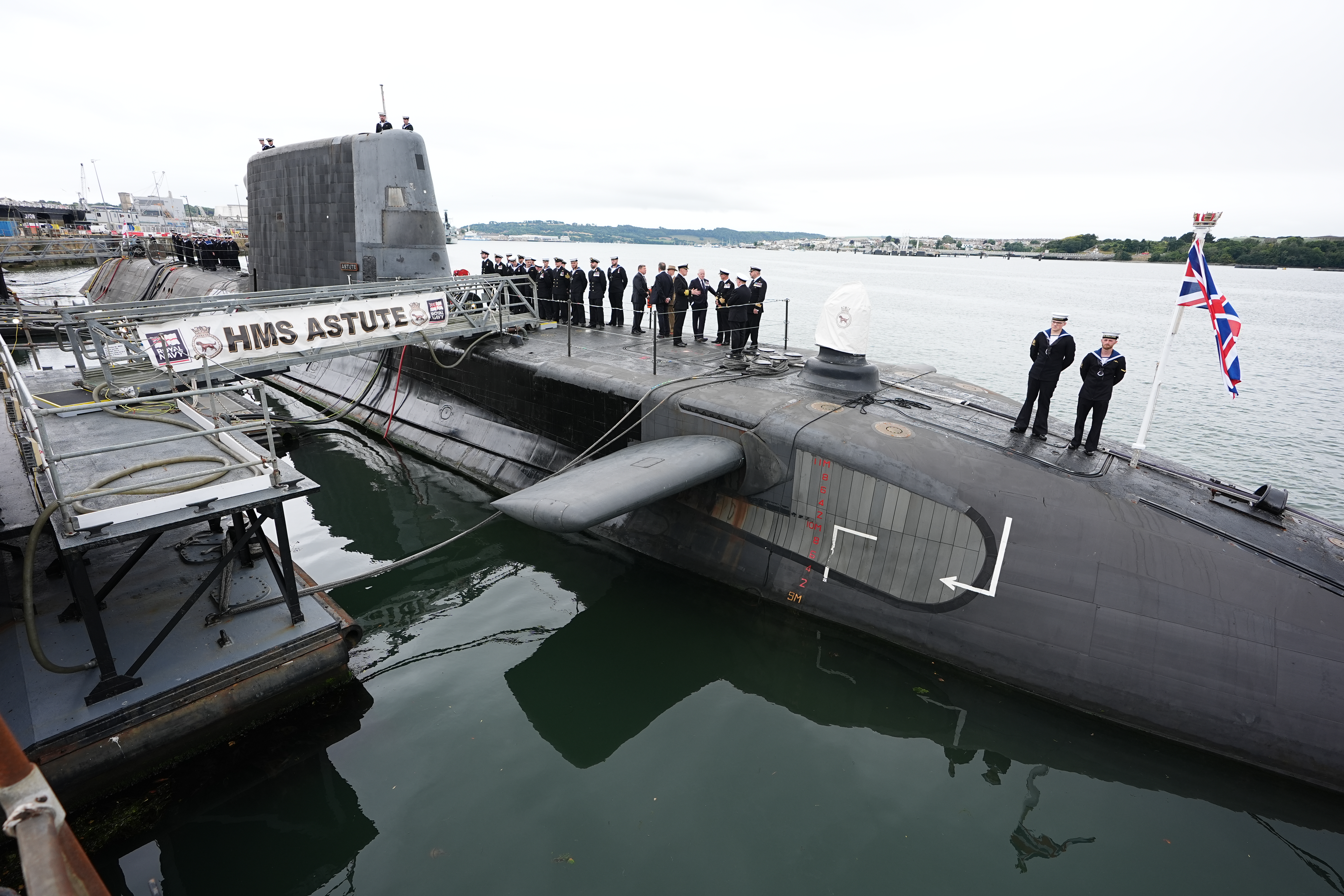 UK Navy fleet rebuild will prioritize unmanned systems, chief says