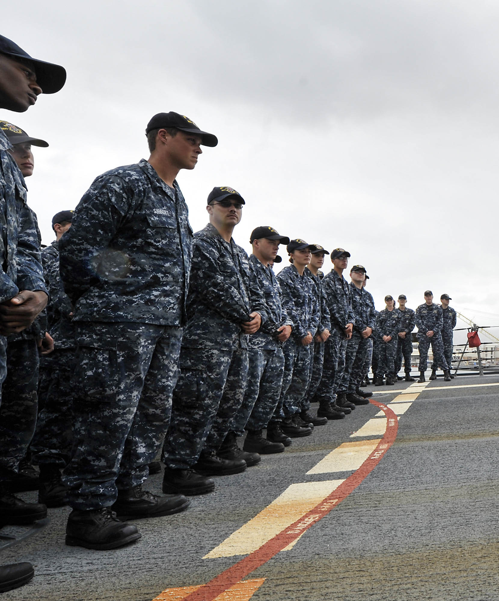 US Navy Digital Blue Camouflage Uniform Size Medium Regular Top