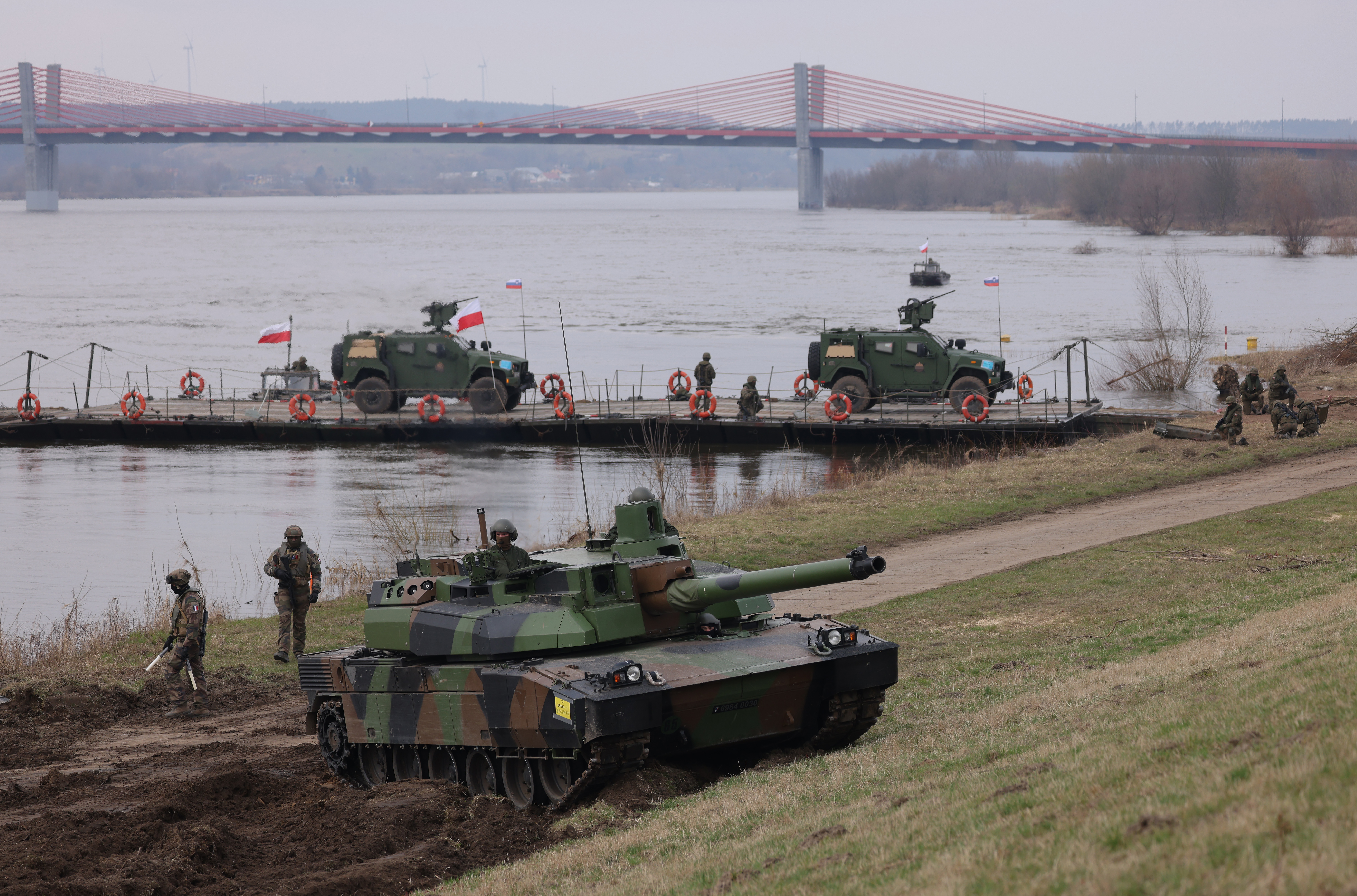 Slovenia scraps defense-spending vote, seeks new kit with eye on NATO