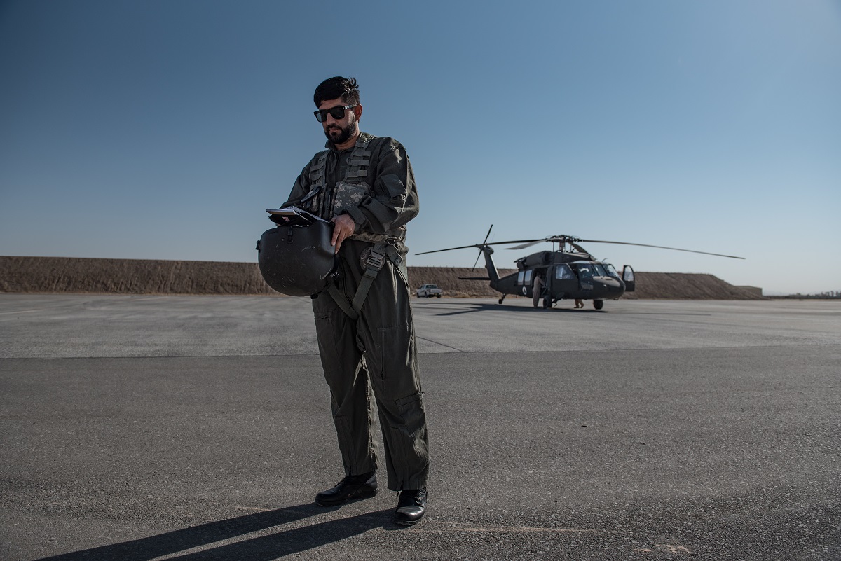 Pentagon Admits Afghanistan's New Black Hawks Can't Match Its Older Russian  Choppers