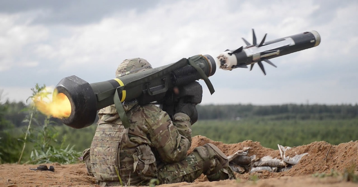 For first time, Ukraine showcases its American-made Javelin missiles