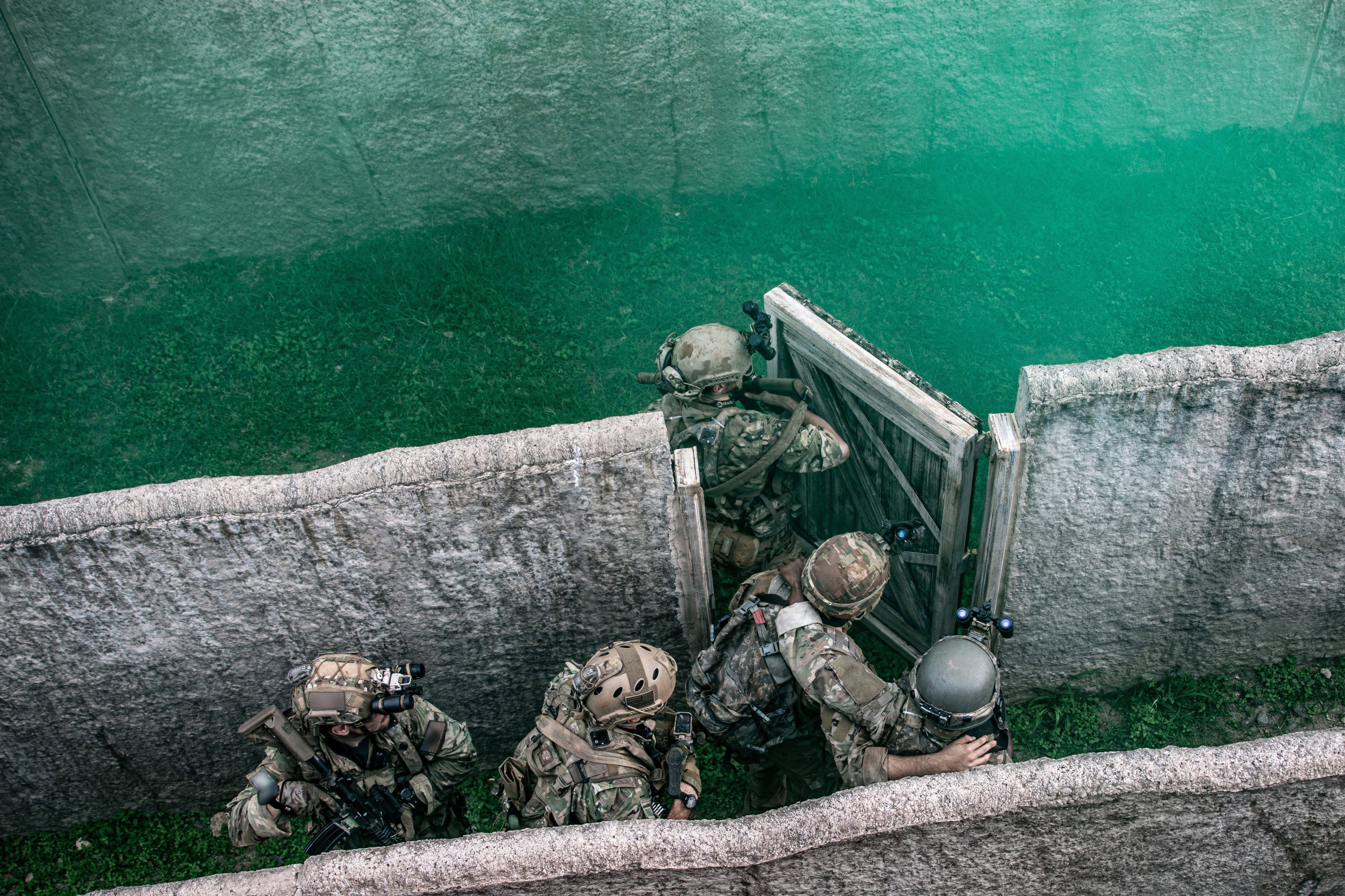 Behind the new military training center for youth in Murmansk