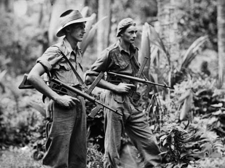 TBT: The Owen submachine gun — inventiveness from Oz