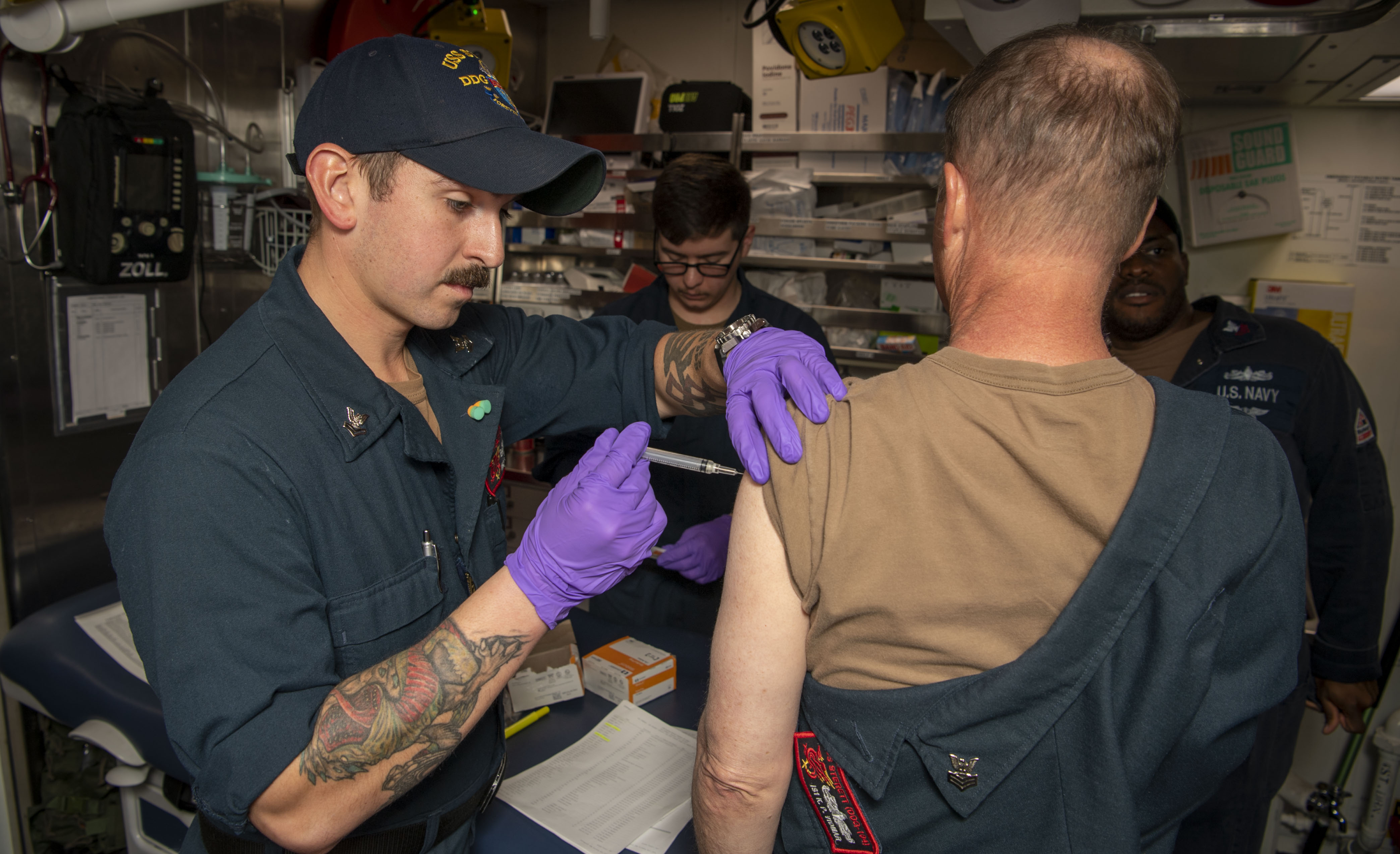 Navy requires influenza vaccinations for sailors in entry training