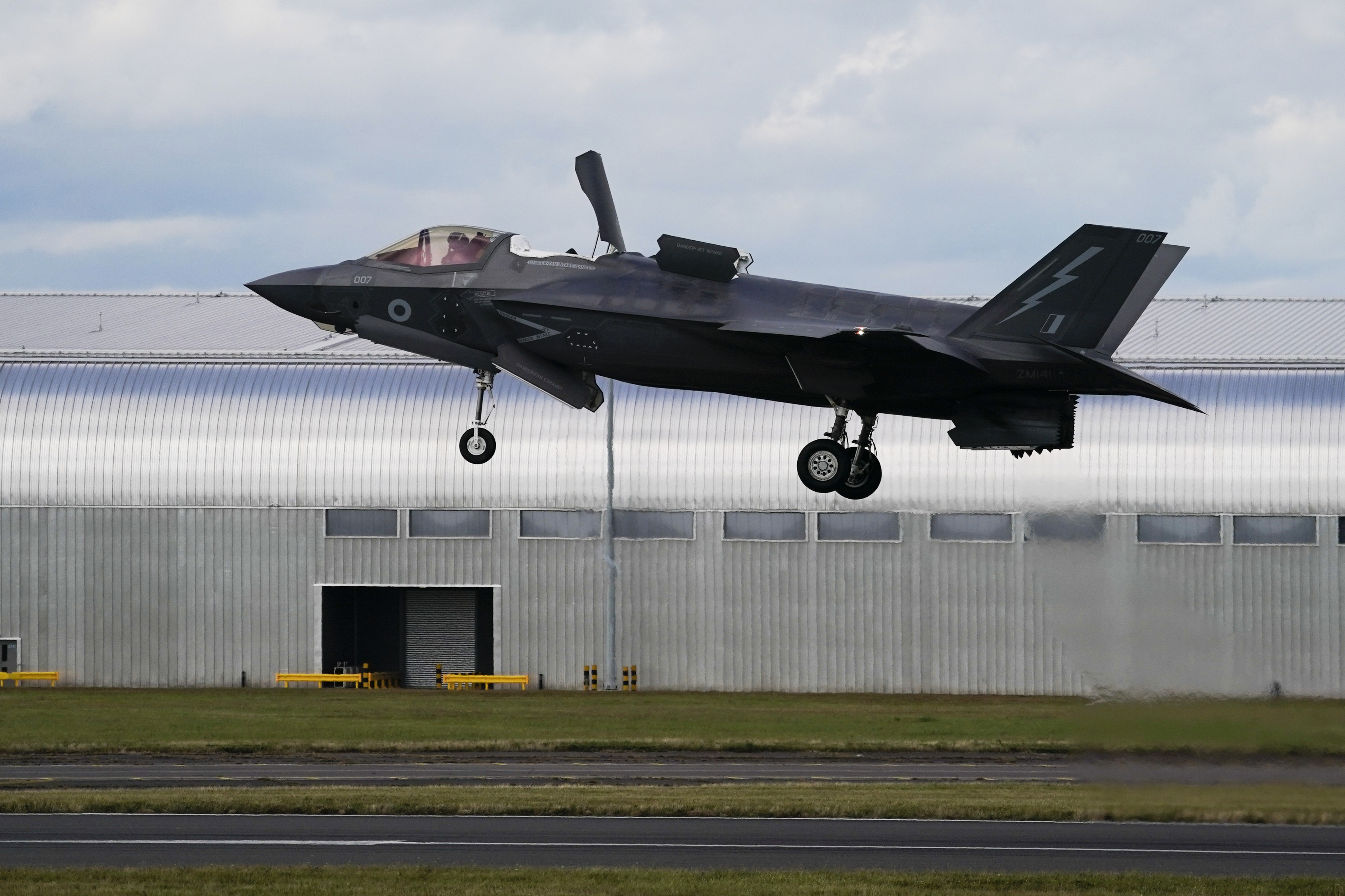 Restoring UK airborne nuclear deterrent is key goal for new air chief