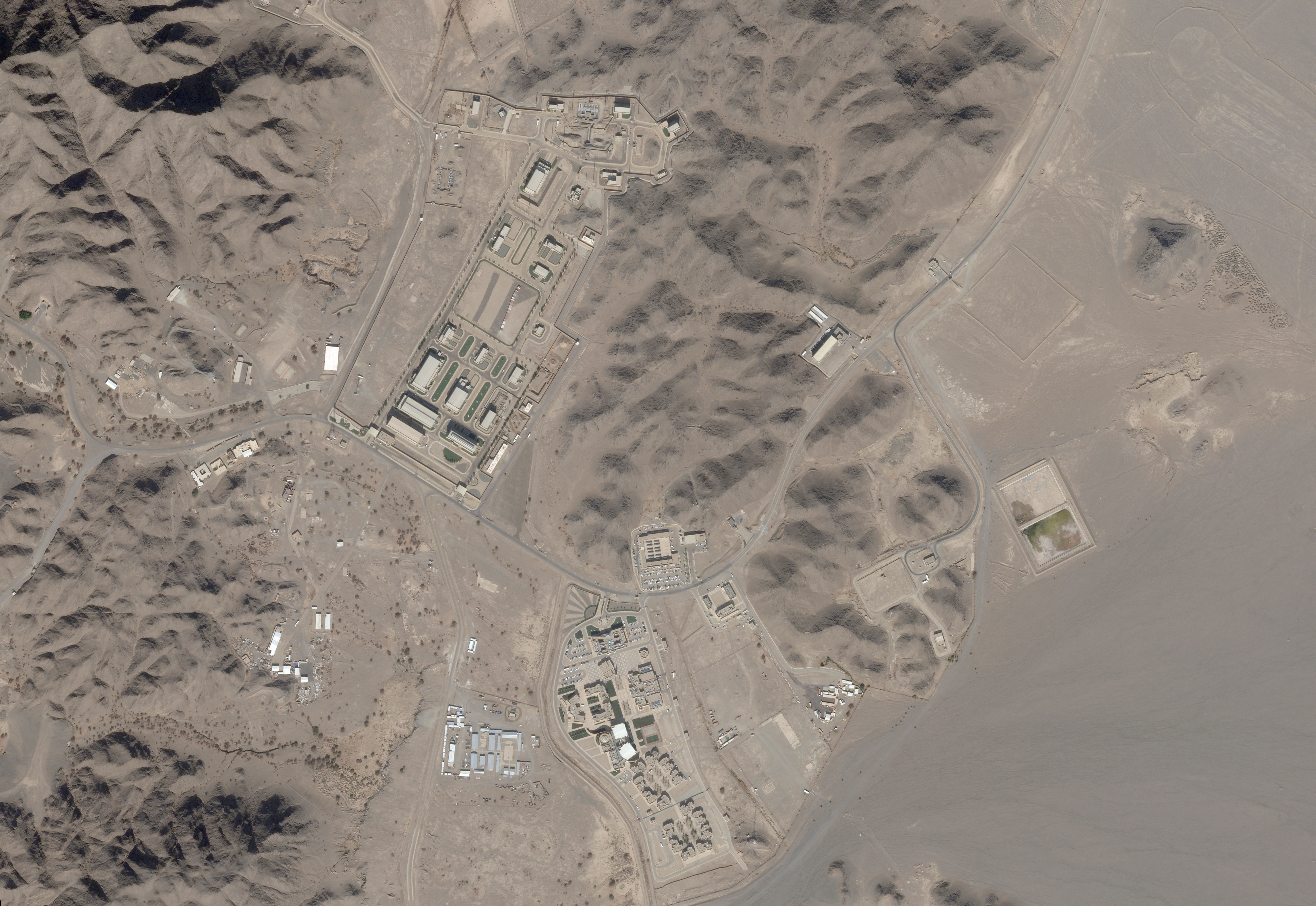 Saudi Arabia expands ballistic missile factory to produce larger solid-fuel missiles, researchers say
