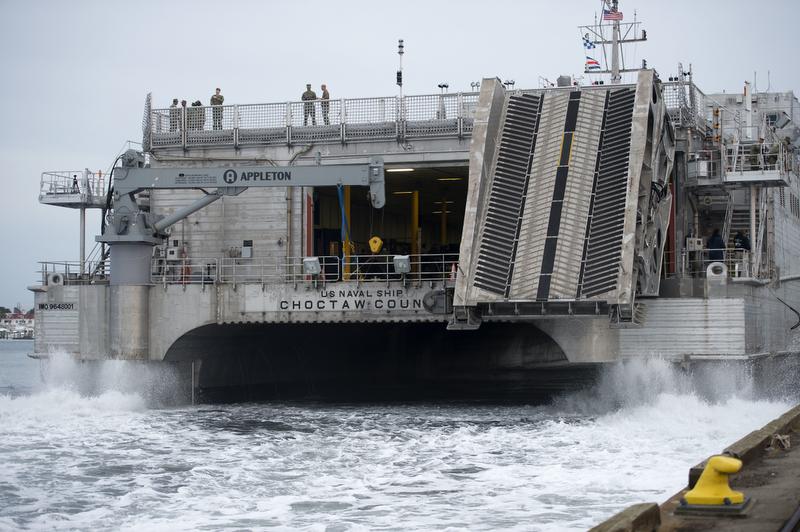 Joint High-Speed Vessel turns heads during Bold Alligator