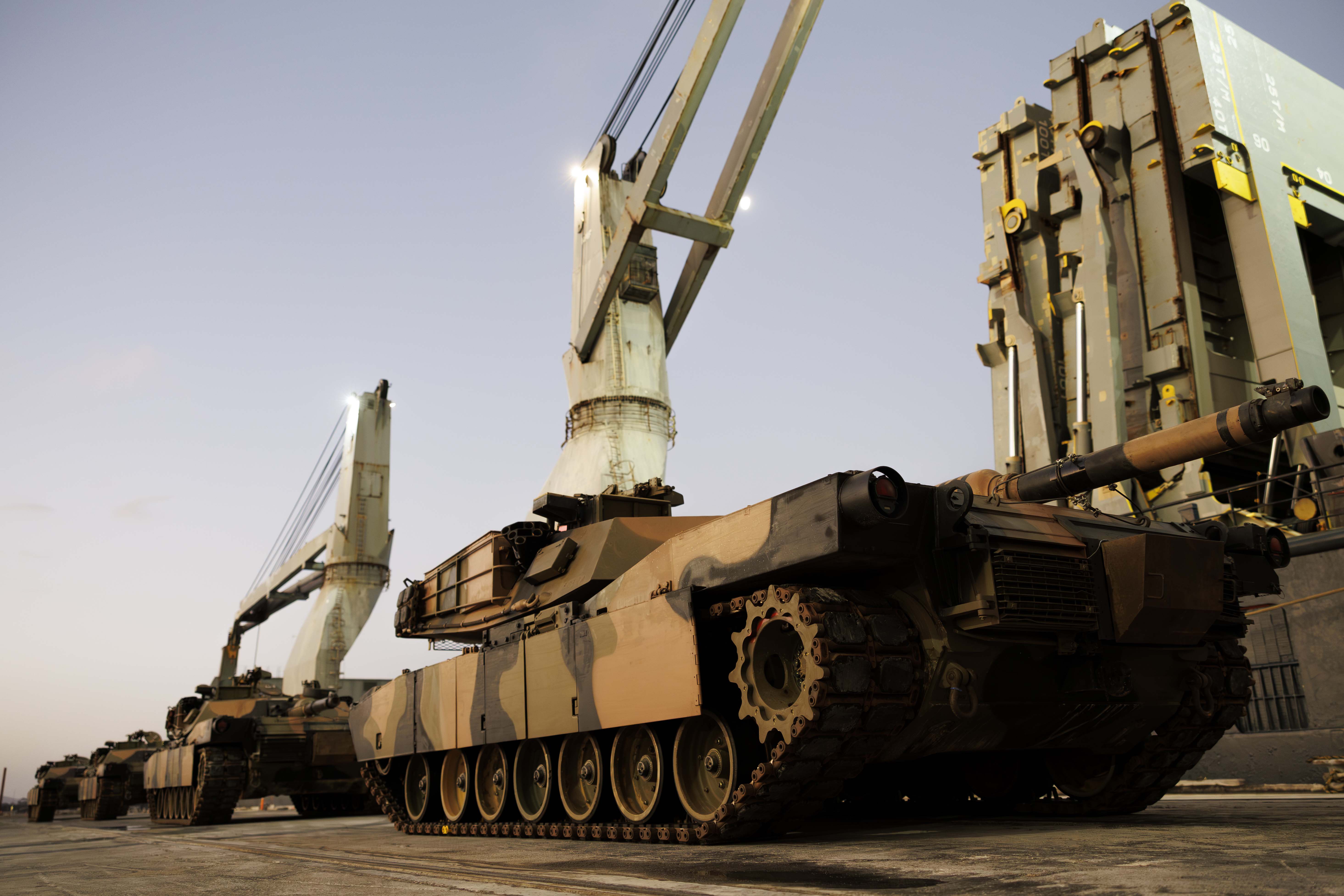 Avstralski tanki Abrams prispeli v Ukrajino