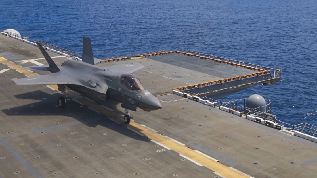 Marines score aviation firsts with F-35 squadron, drone test