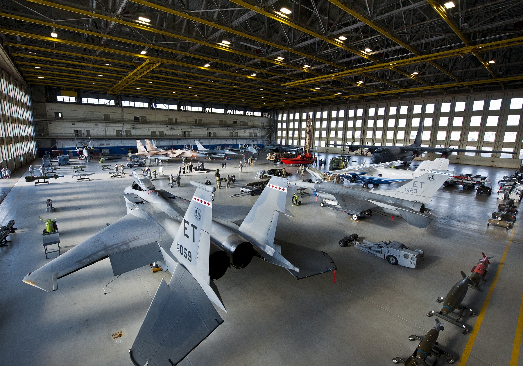 Atlanta Falcons visit Team Eglin > Eglin Air Force Base > Article Display