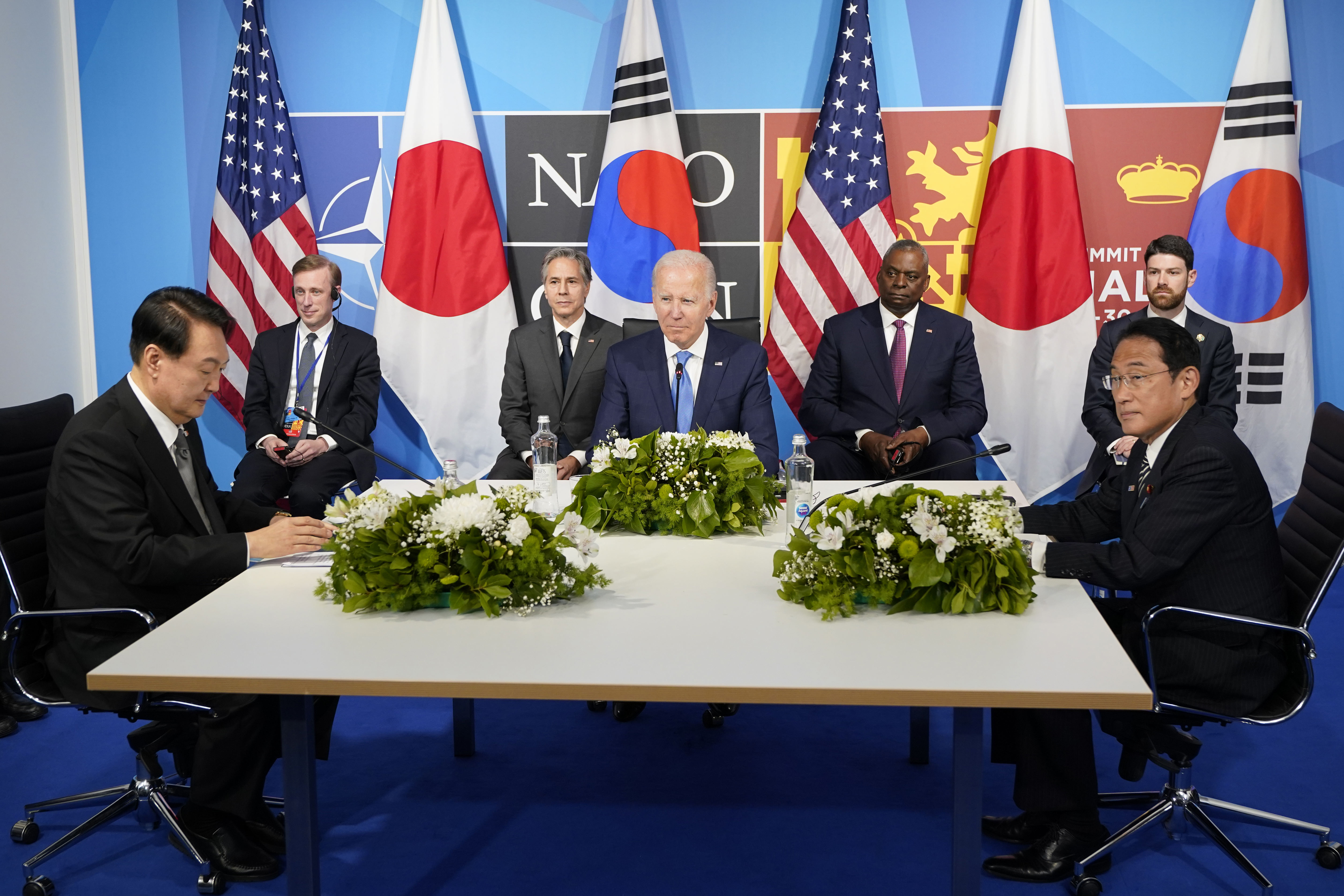 Camp David Summit: The U.S., Japan and South Korea Form Security Pact - The  New York Times