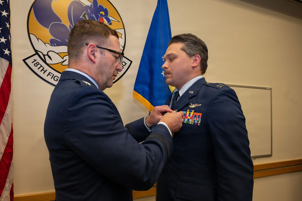 F-16 Pilot Nathanial Welch Receives Distinguished Flying Cross for Saudi Deployment
