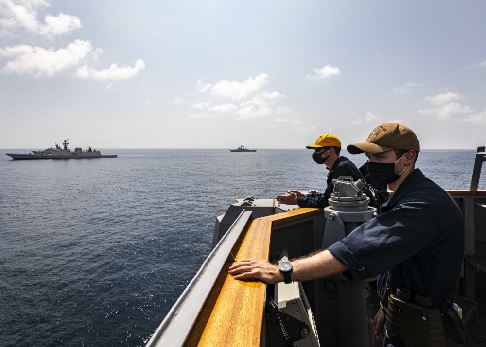 Ensigns Complete Junior Officer of the Deck Pilot Course to