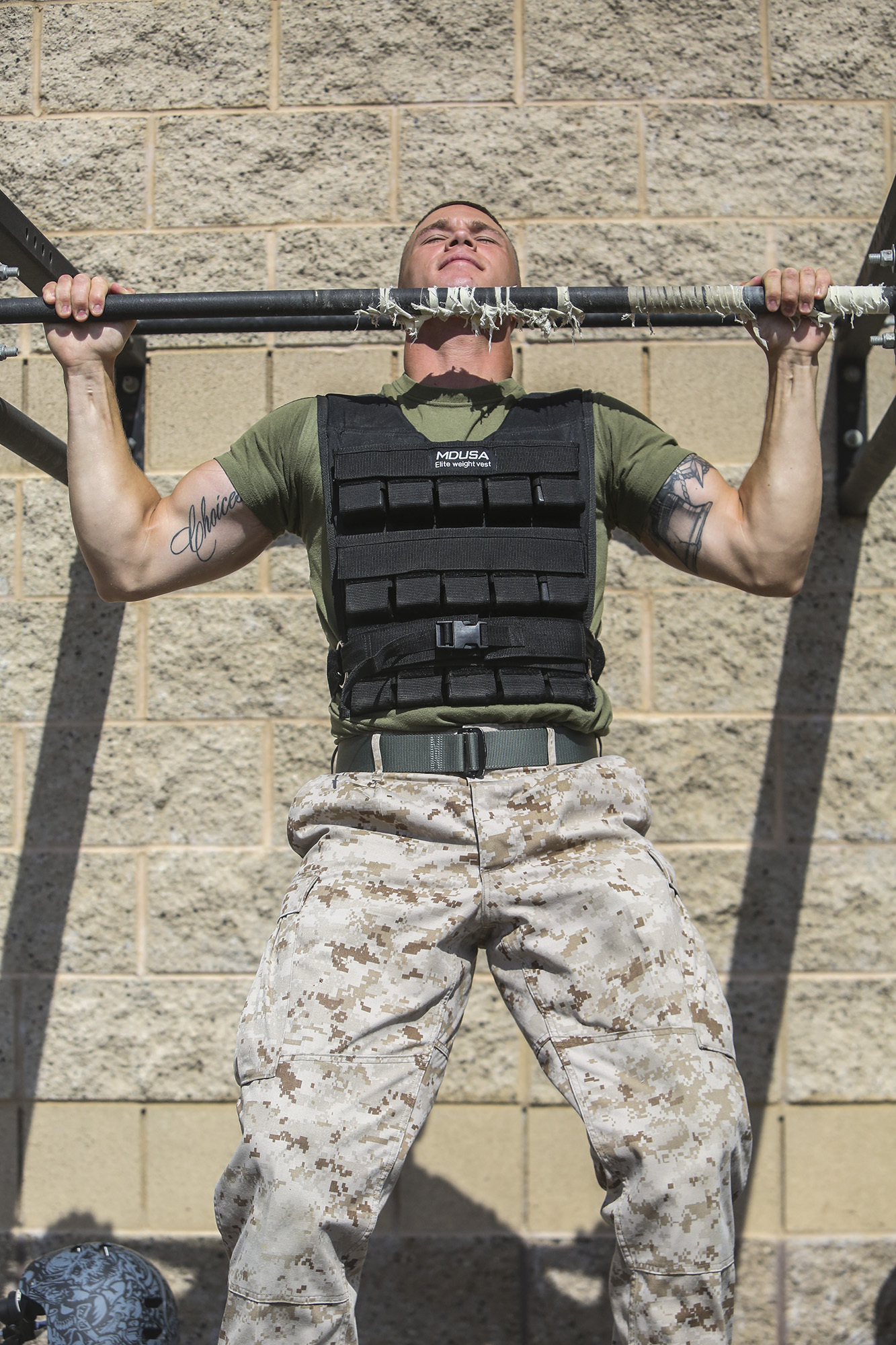 Military Muscle: 5 weight vest workouts for all levels