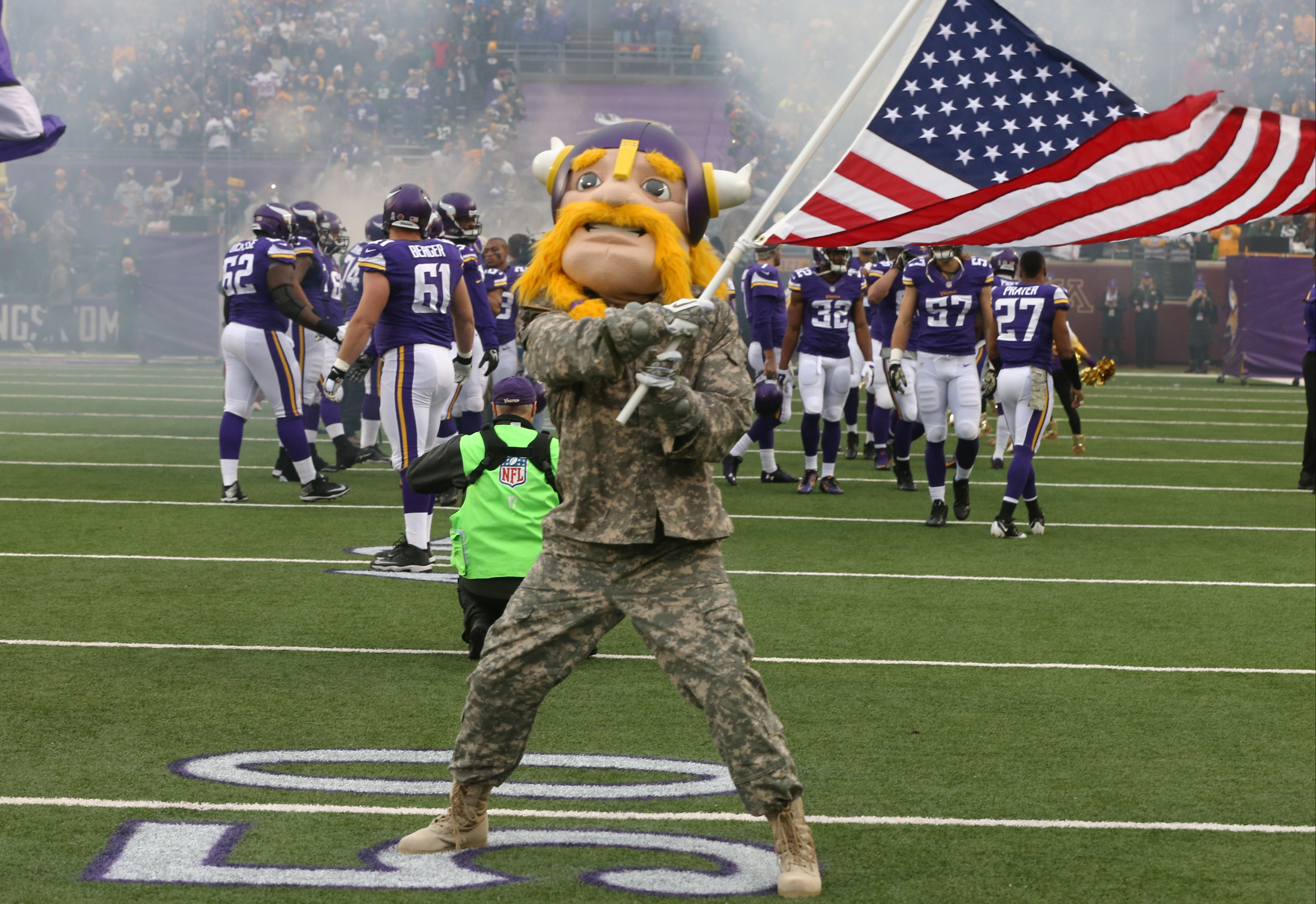 NFL Salute to Service: Nov. 23, 2014