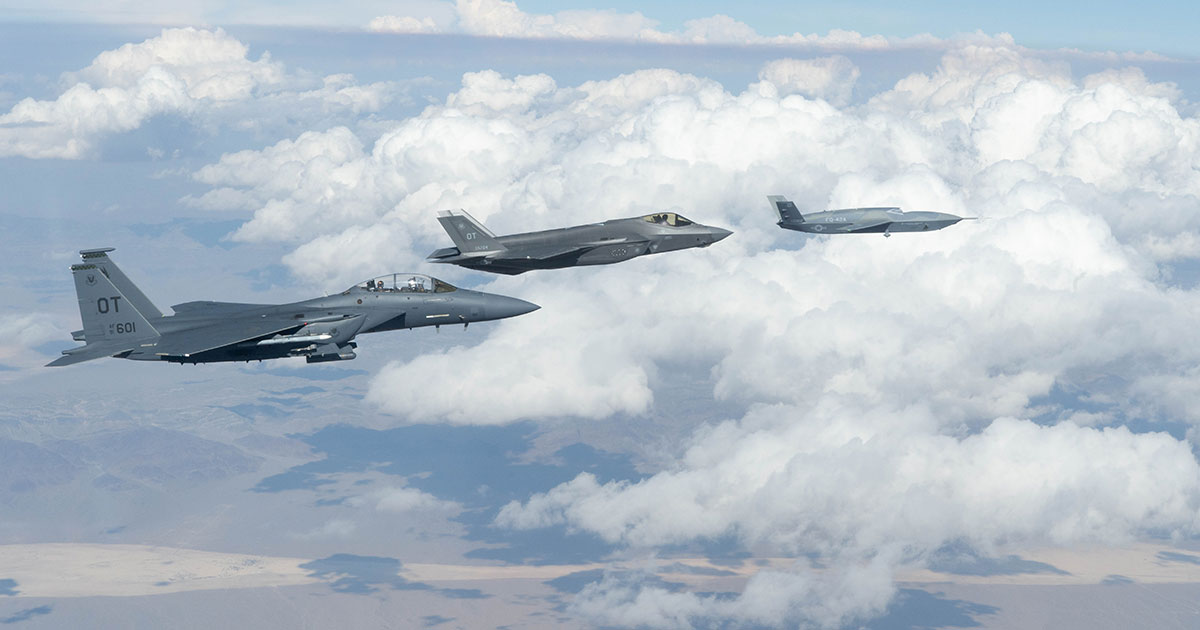 General Atomics, FQ-42 Vengeance'ı Nevada hava üssüne teslim etti